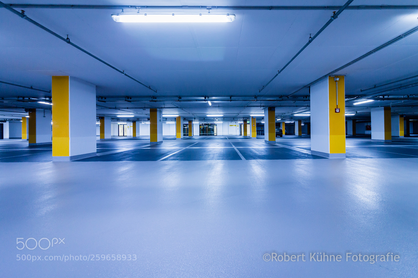 Canon EOS 650D (EOS Rebel T4i / EOS Kiss X6i) sample photo. Sommer unter der stadt photography