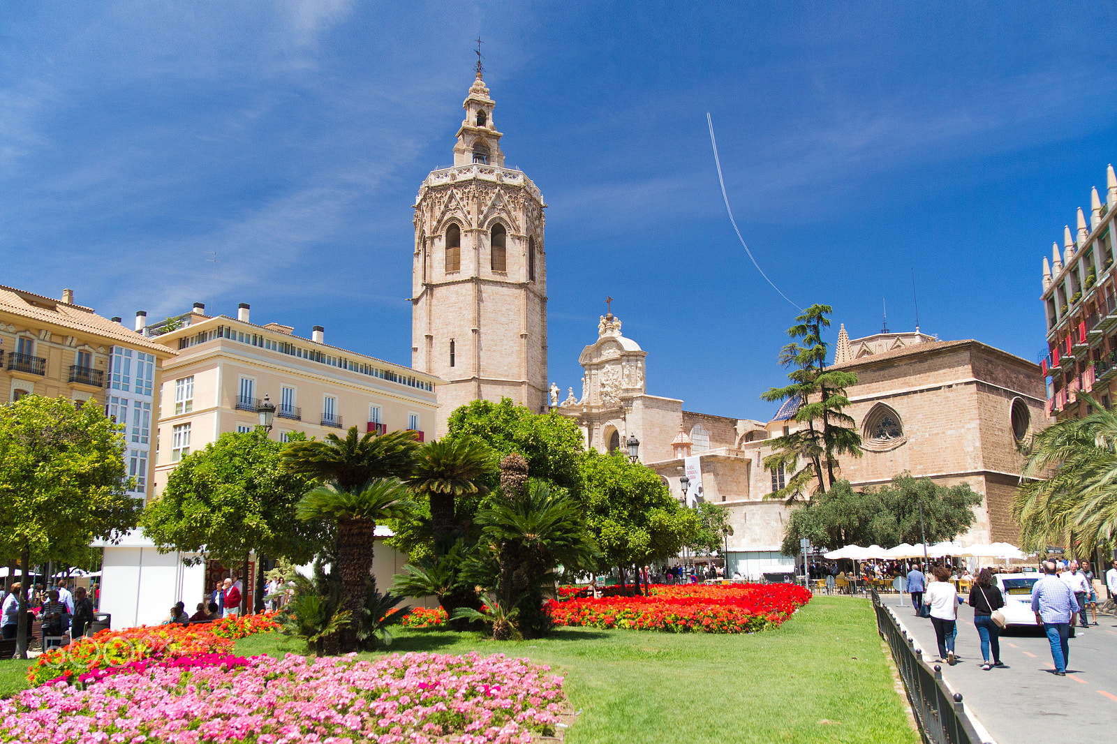 Canon EOS 7D sample photo. Natural colors of valencia photography