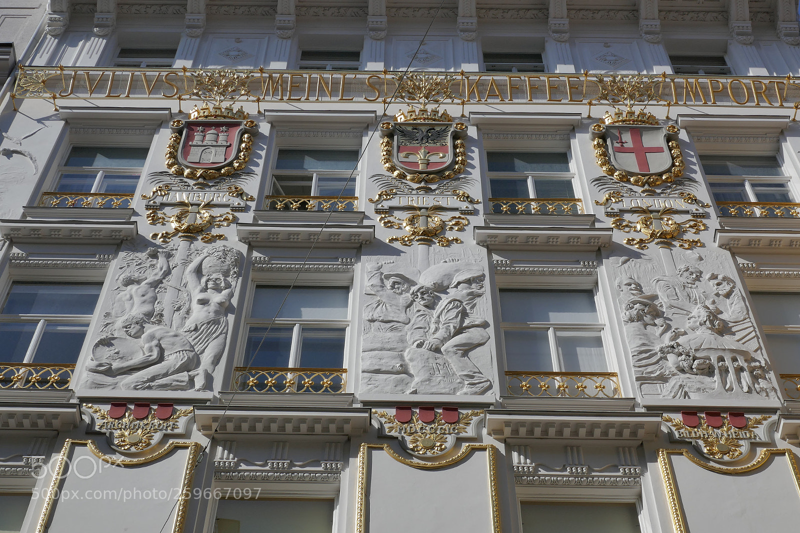 Panasonic Lumix DMC-ZS100 (Lumix DMC-TZ100) sample photo. Vienna may 2018 photography
