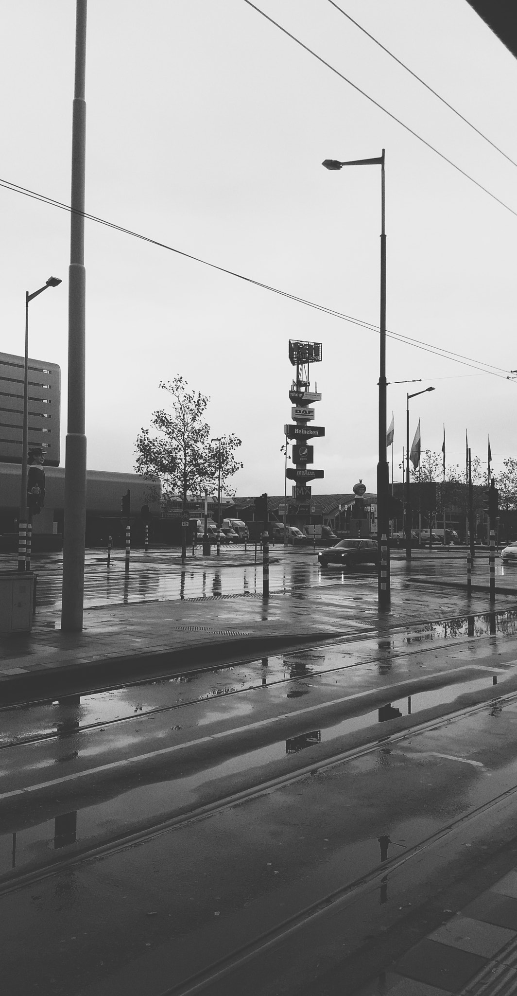 Motorola Moto G (5) Plus sample photo. On a rainy day photography