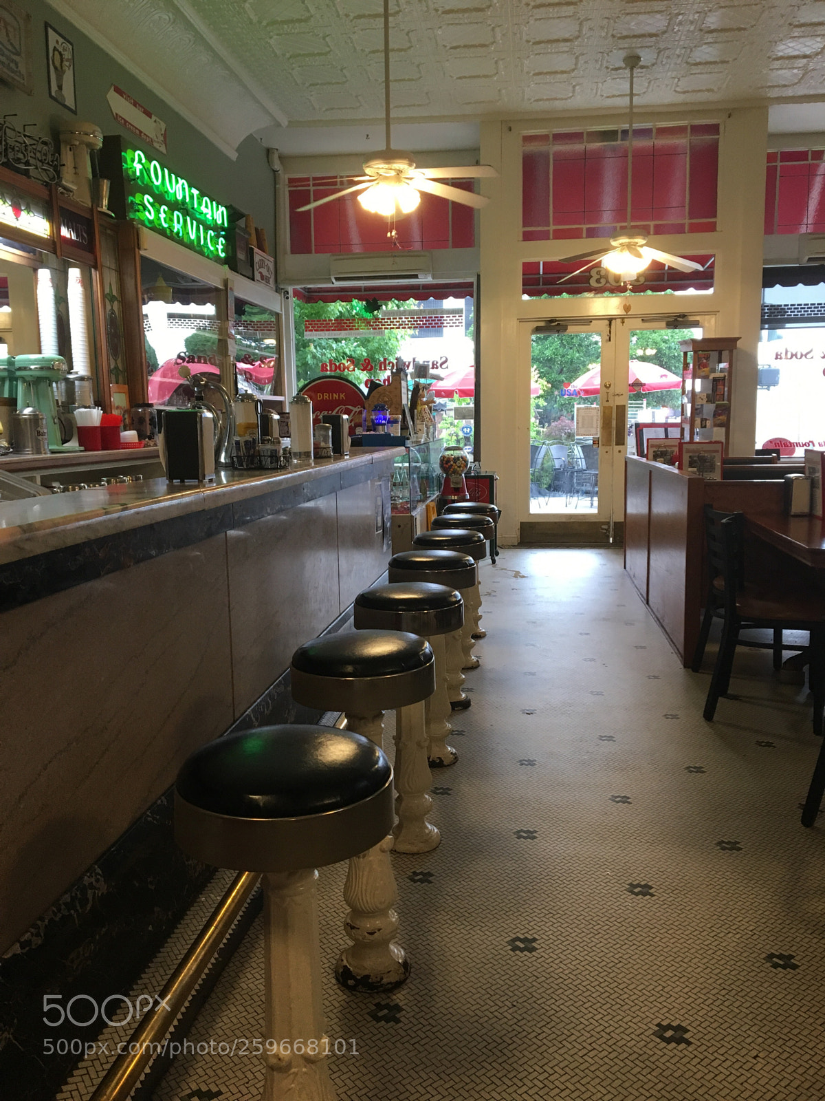 Apple iPhone 6s sample photo. Breakfast at mike’s photography