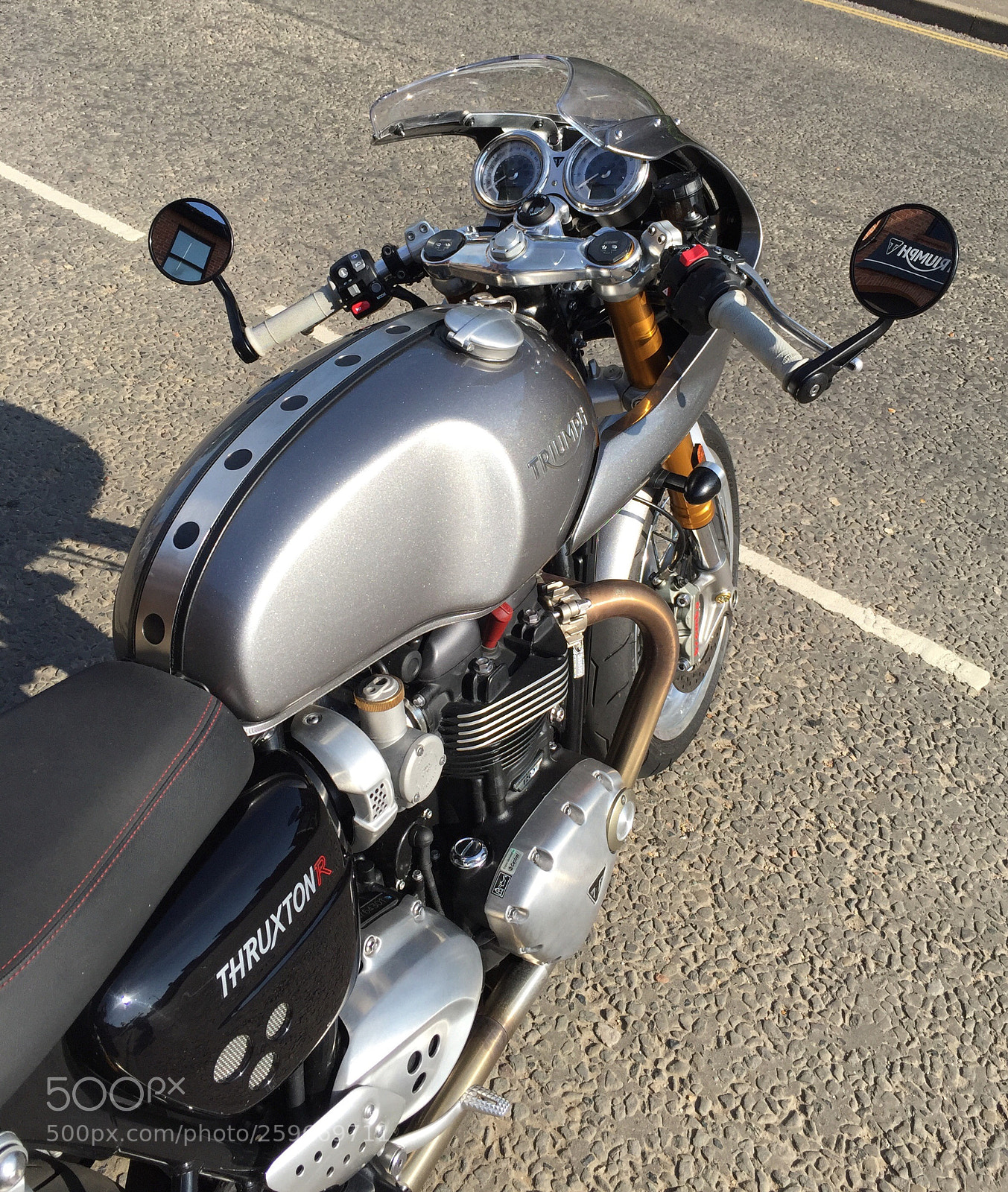 Apple iPhone 6 sample photo. Triumph thruxton r photography