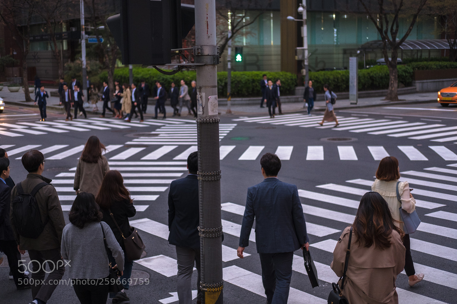 Fujifilm X-T20 sample photo. Financial district in seoul photography