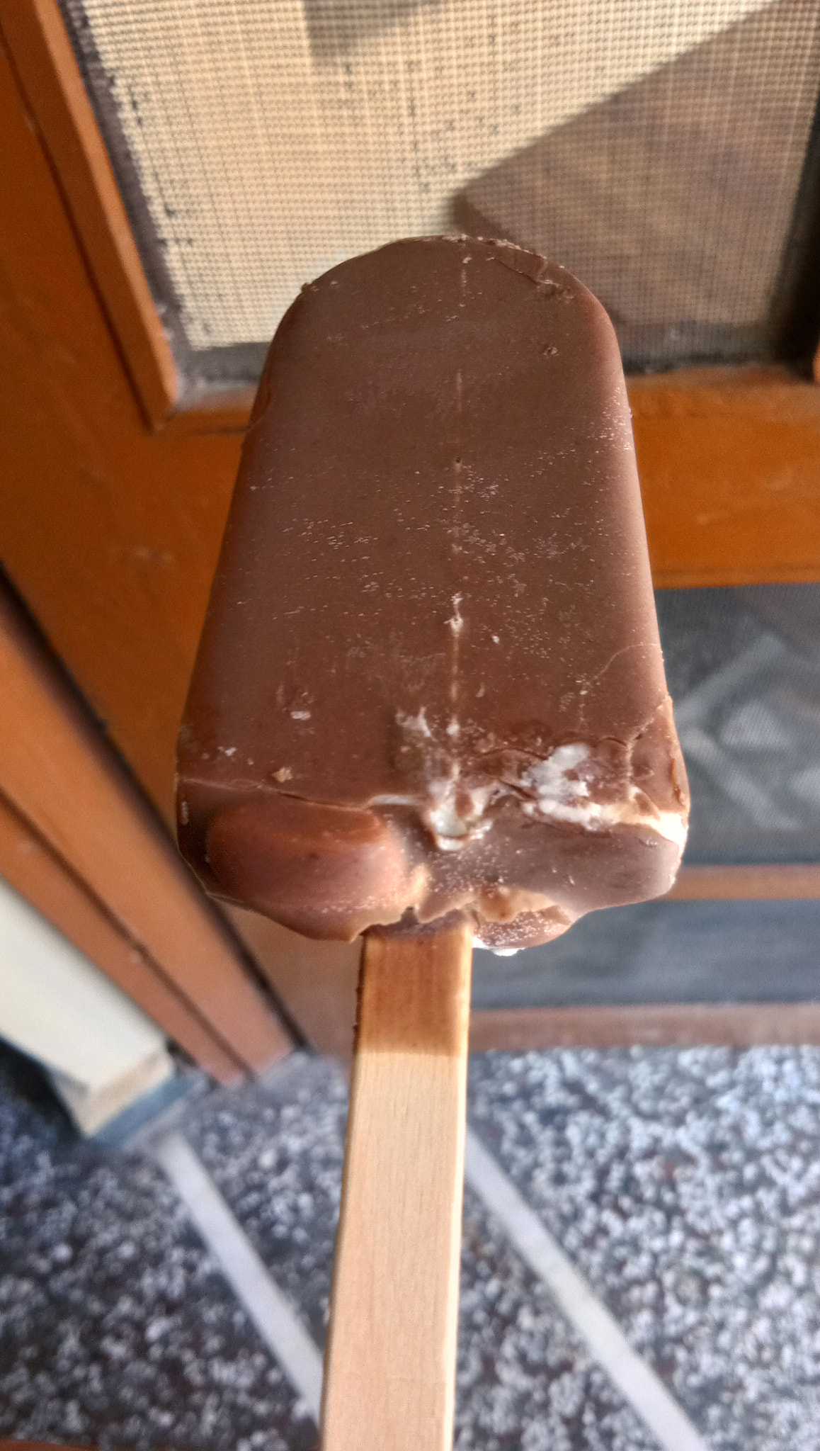 vivo 1601 sample photo. Chocolate ice cream photography