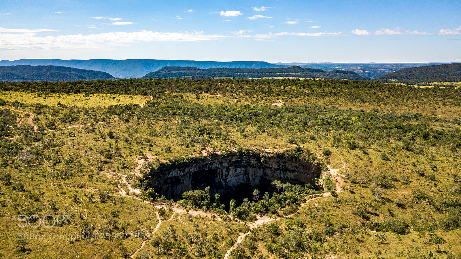 DJI FC220 sample photo. Buraco das araras macaw photography