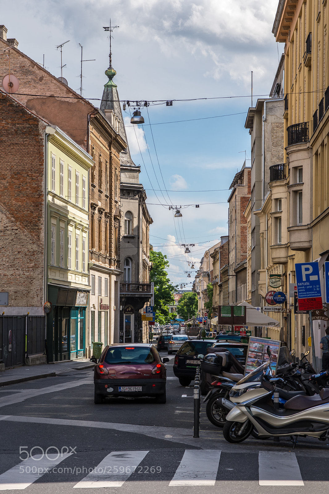 Nikon D7200 sample photo. Zagreb back alleys photography