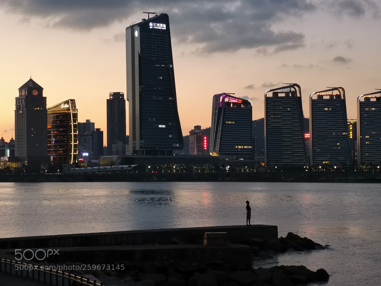 HUAWEI CLT-L29 sample photo. Zhu hai photography