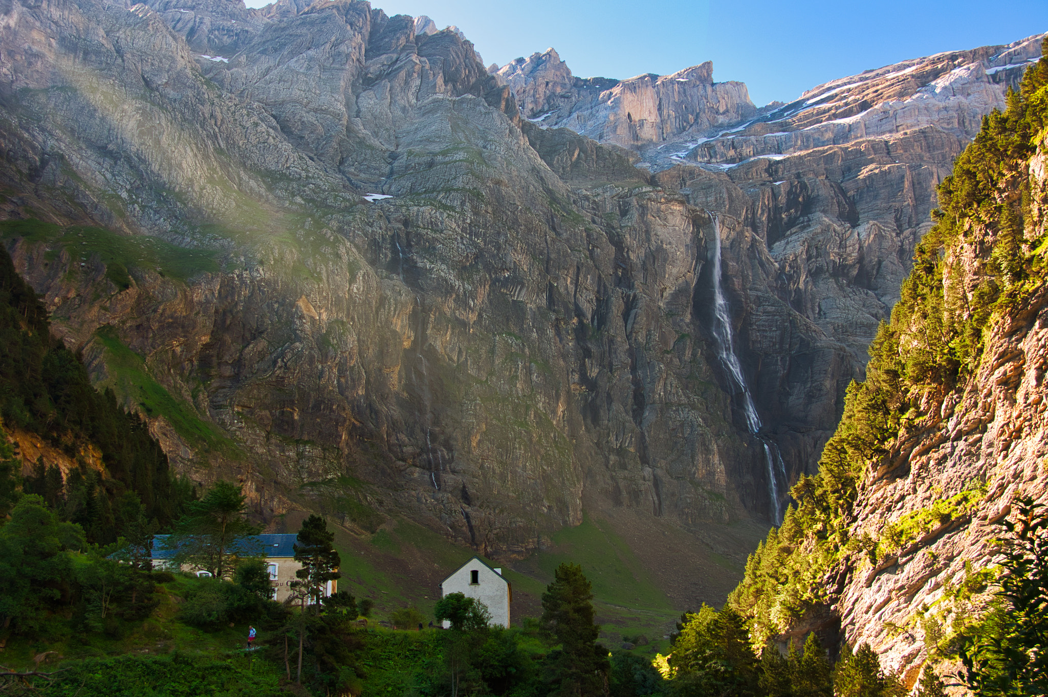 Nikon D90 sample photo. Cirque de gavarnie, french pyrennees photography