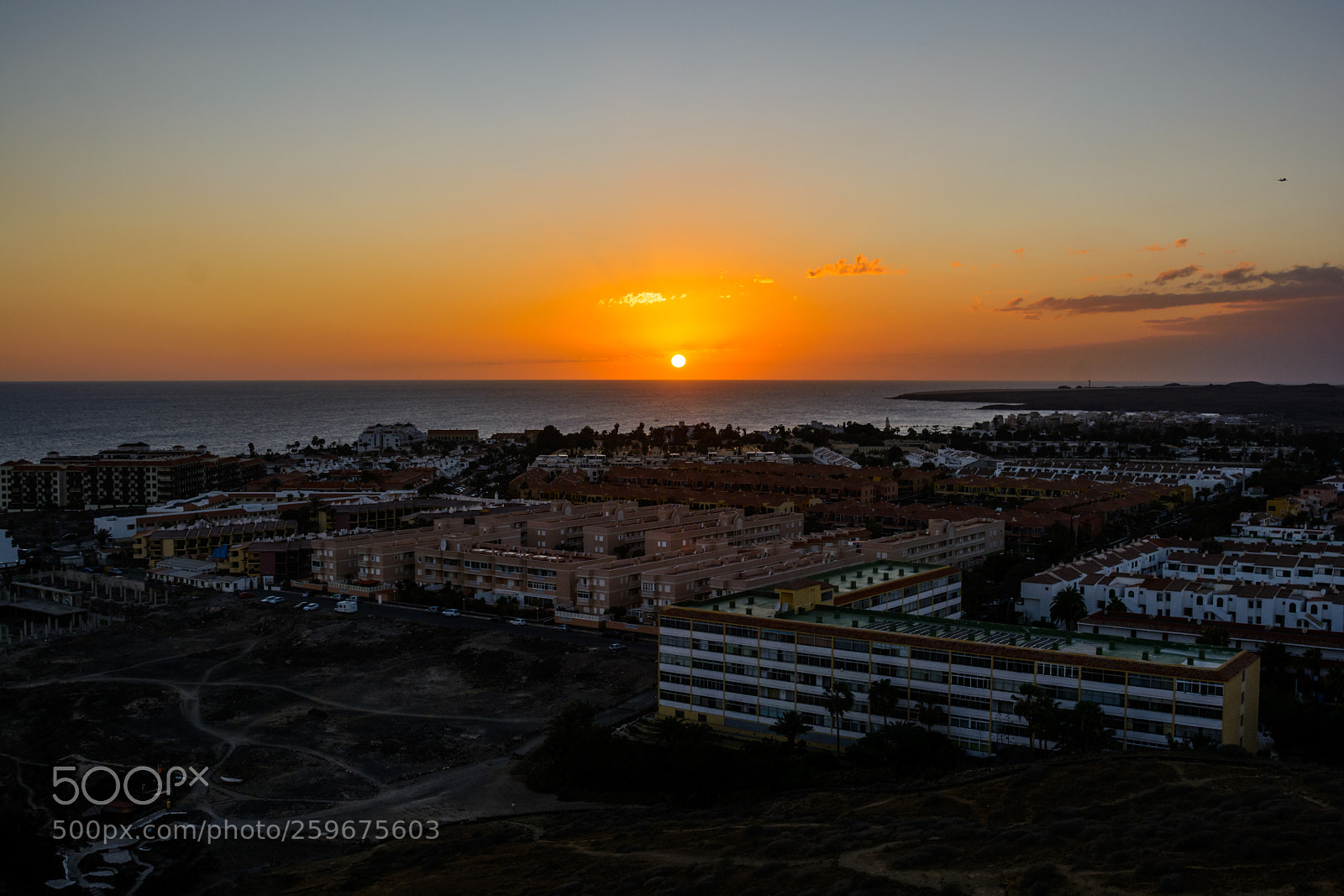 Nikon D7100 sample photo. Crimson setting sun. crimson photography