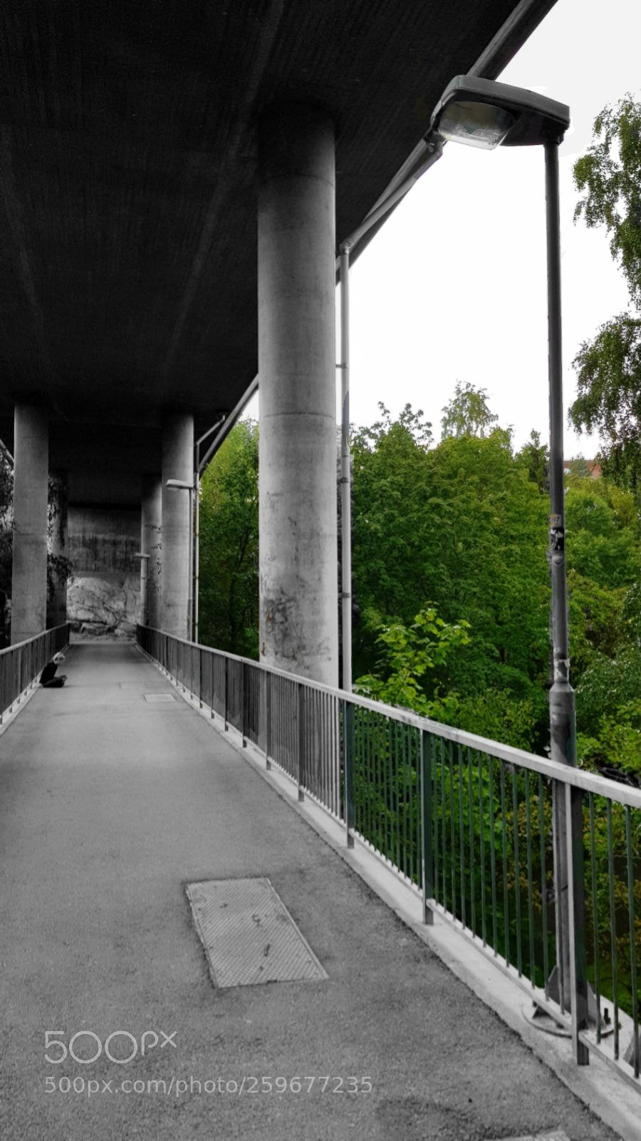 Samsung Galaxy S8 sample photo. Down under the underpass 2 photography