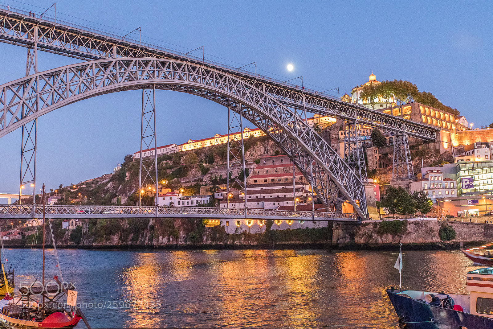 Canon EOS 5D Mark IV sample photo. Luis i bridge photography