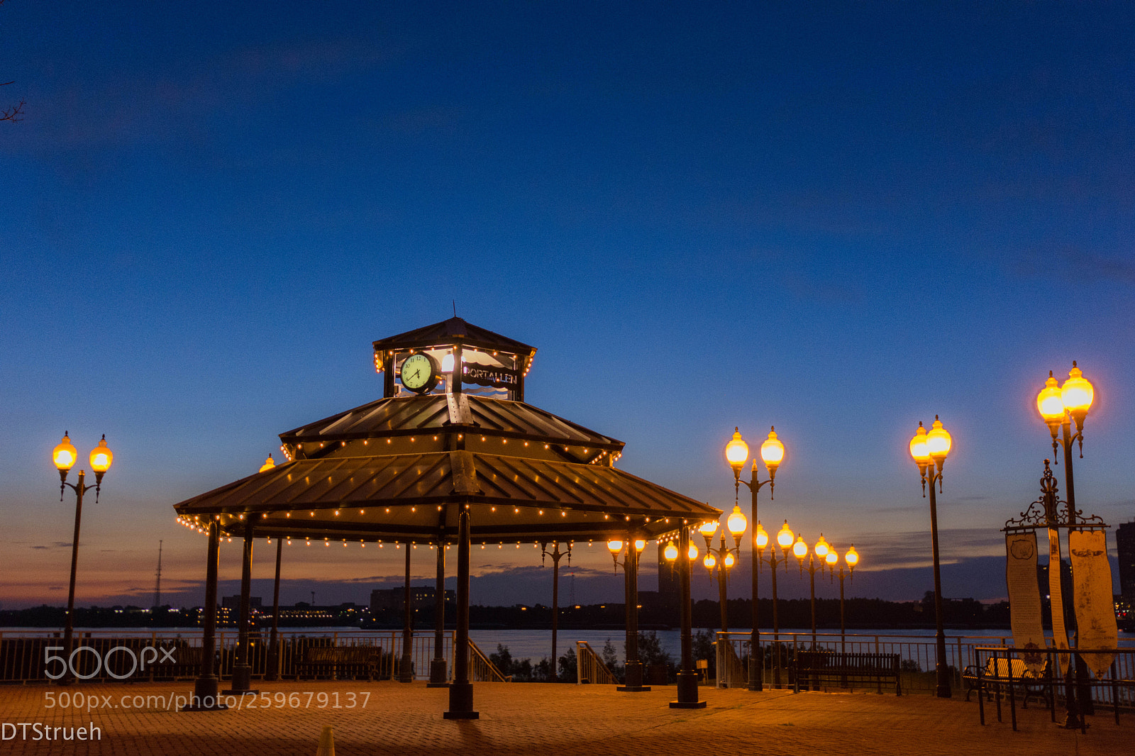 Nikon D7200 sample photo. Old ferry landing at photography