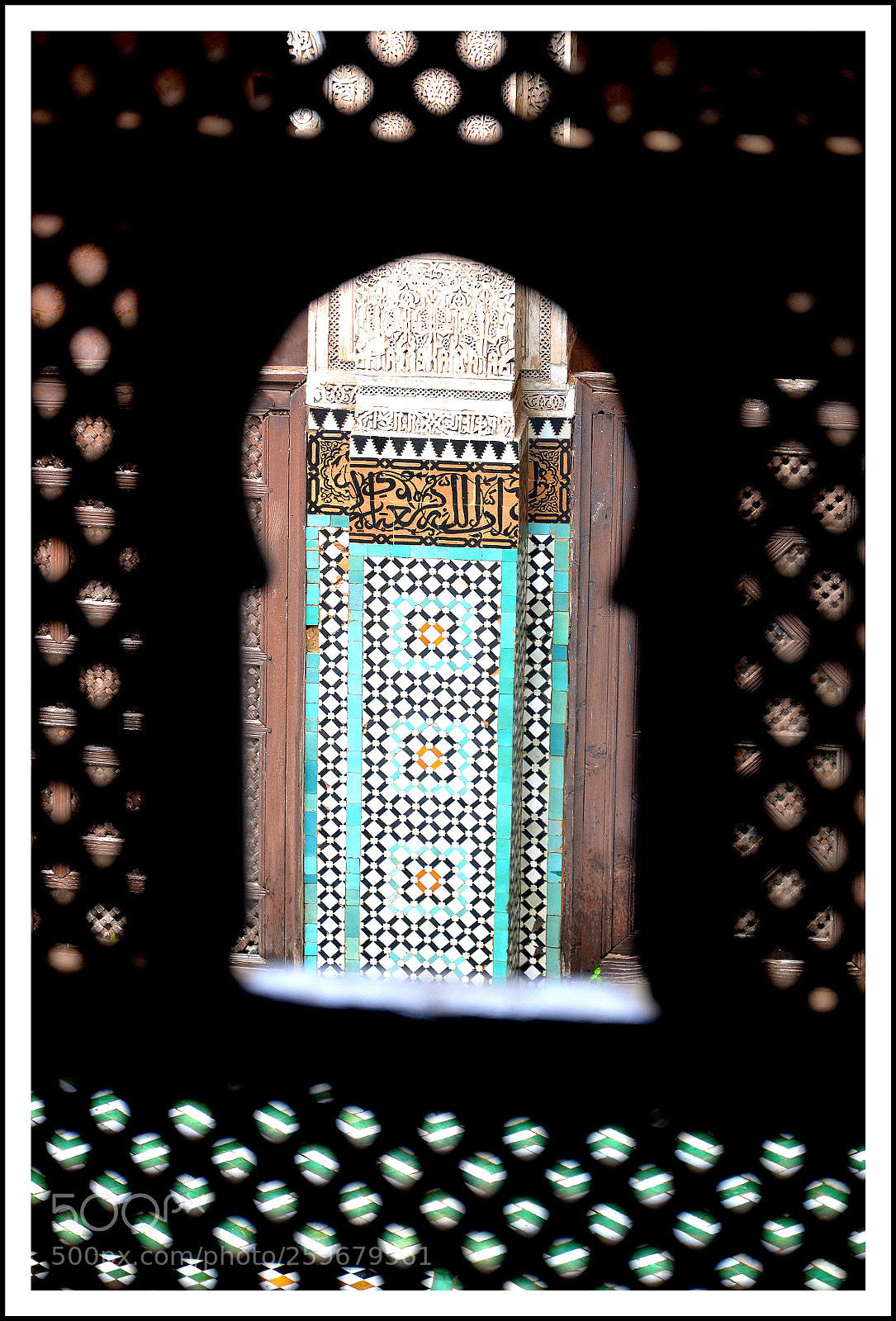 Nikon D7000 sample photo. Bou inania medersa, details. photography
