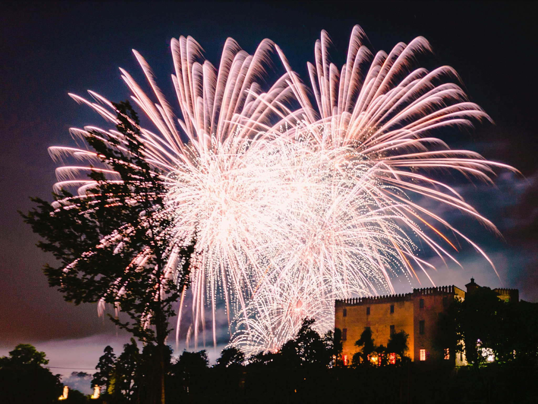 Sony Alpha NEX-5N sample photo. Lets celebrate! photography