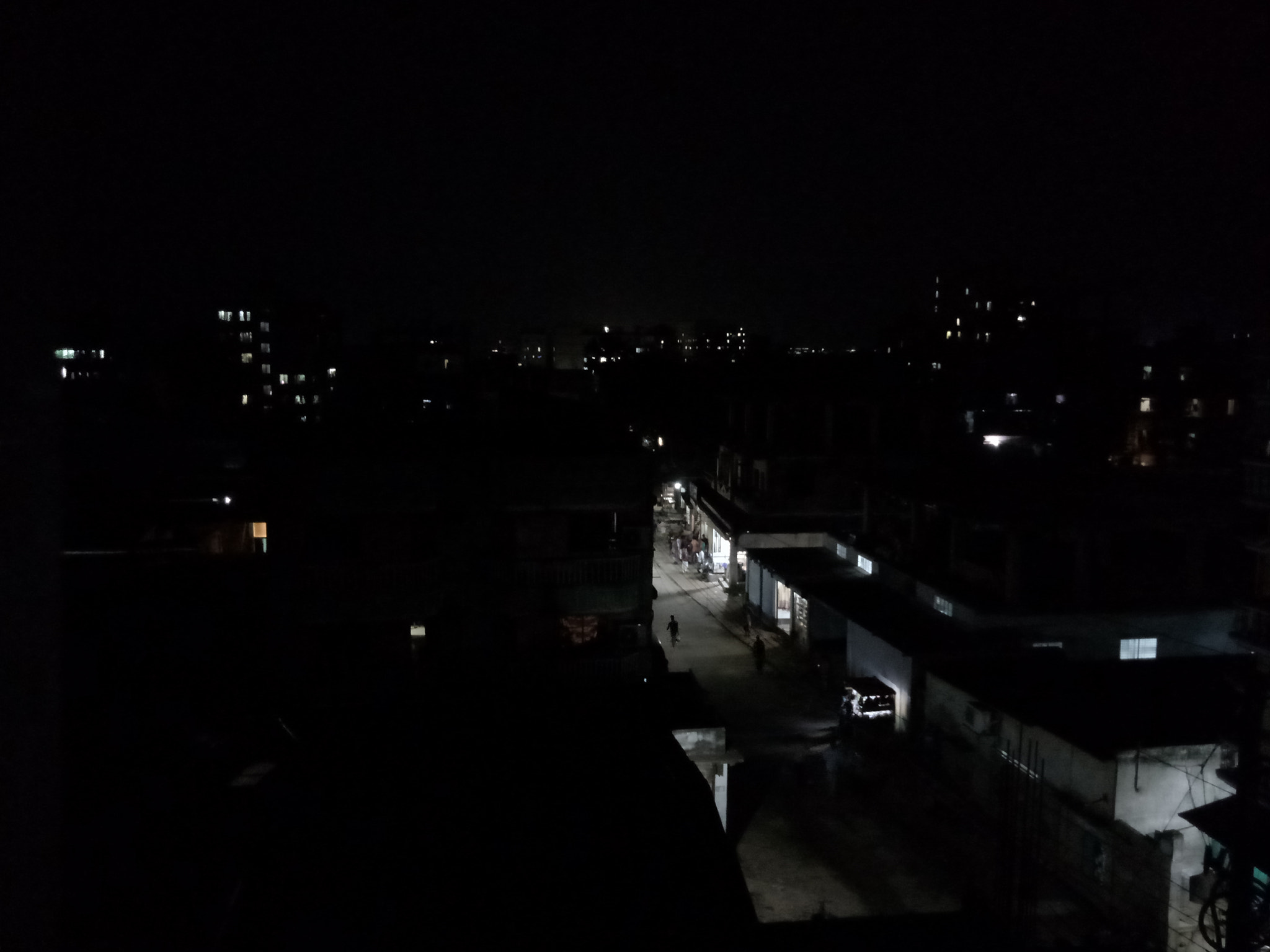 OPPO CPH1717 sample photo. Night city light photography