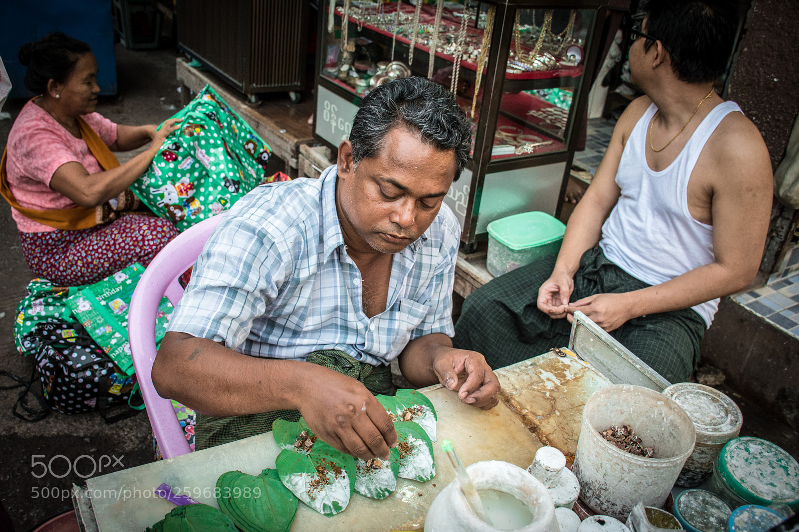 Nikon D5500 sample photo. Noci di betel photography