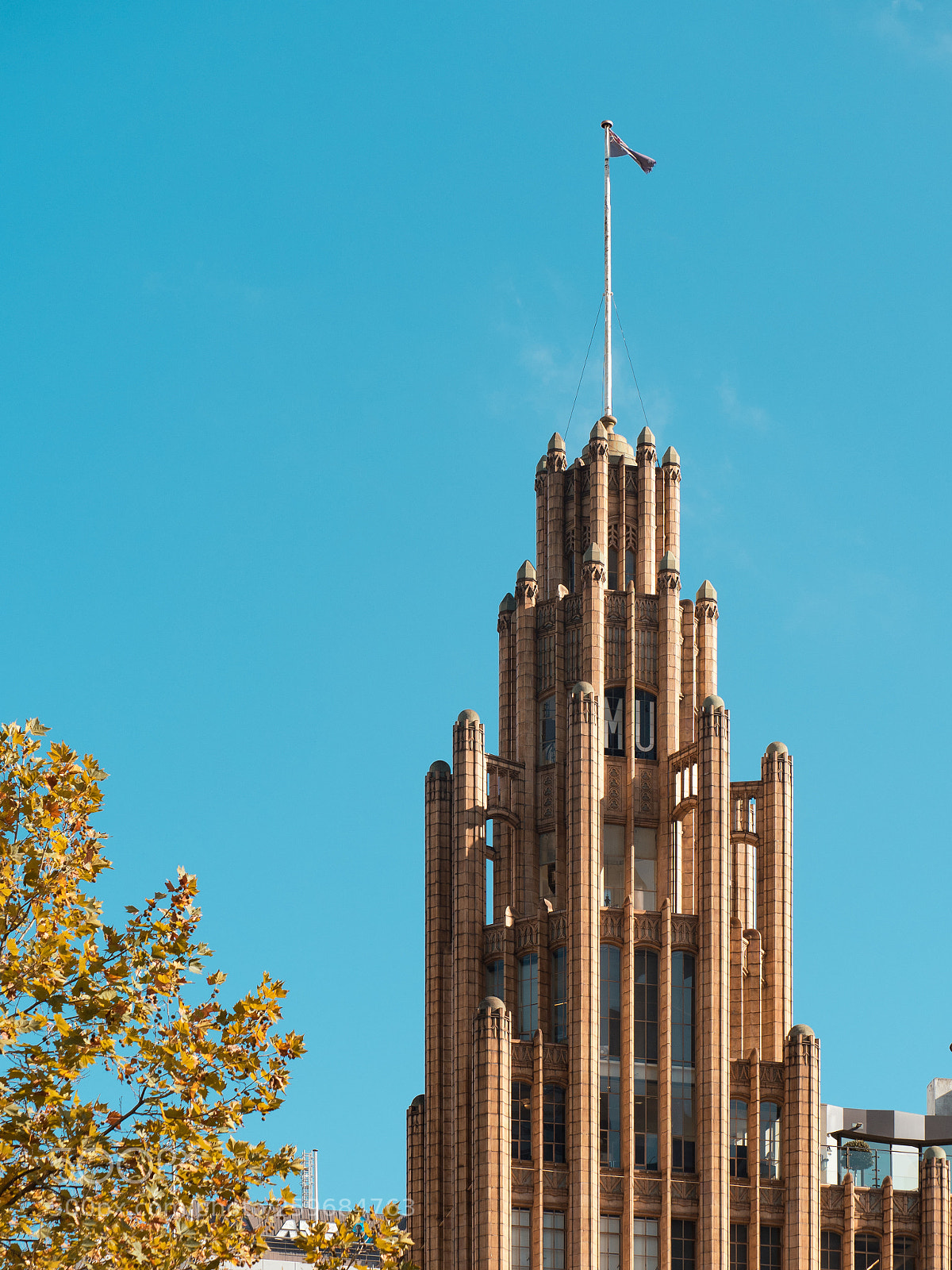 Olympus OM-D E-M5 II sample photo. Manchester unity building photography