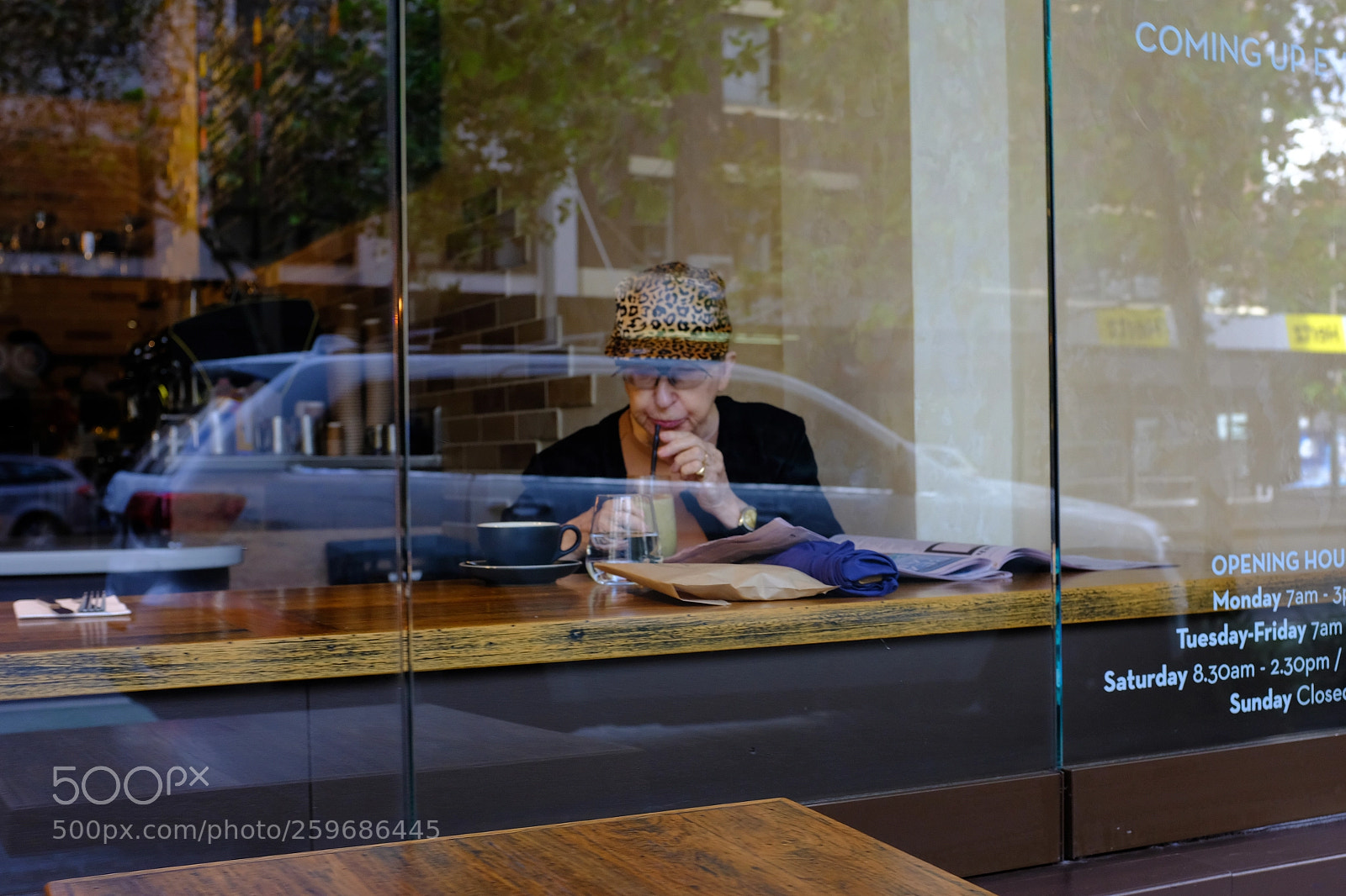Fujifilm X100F sample photo. Coffee time photography