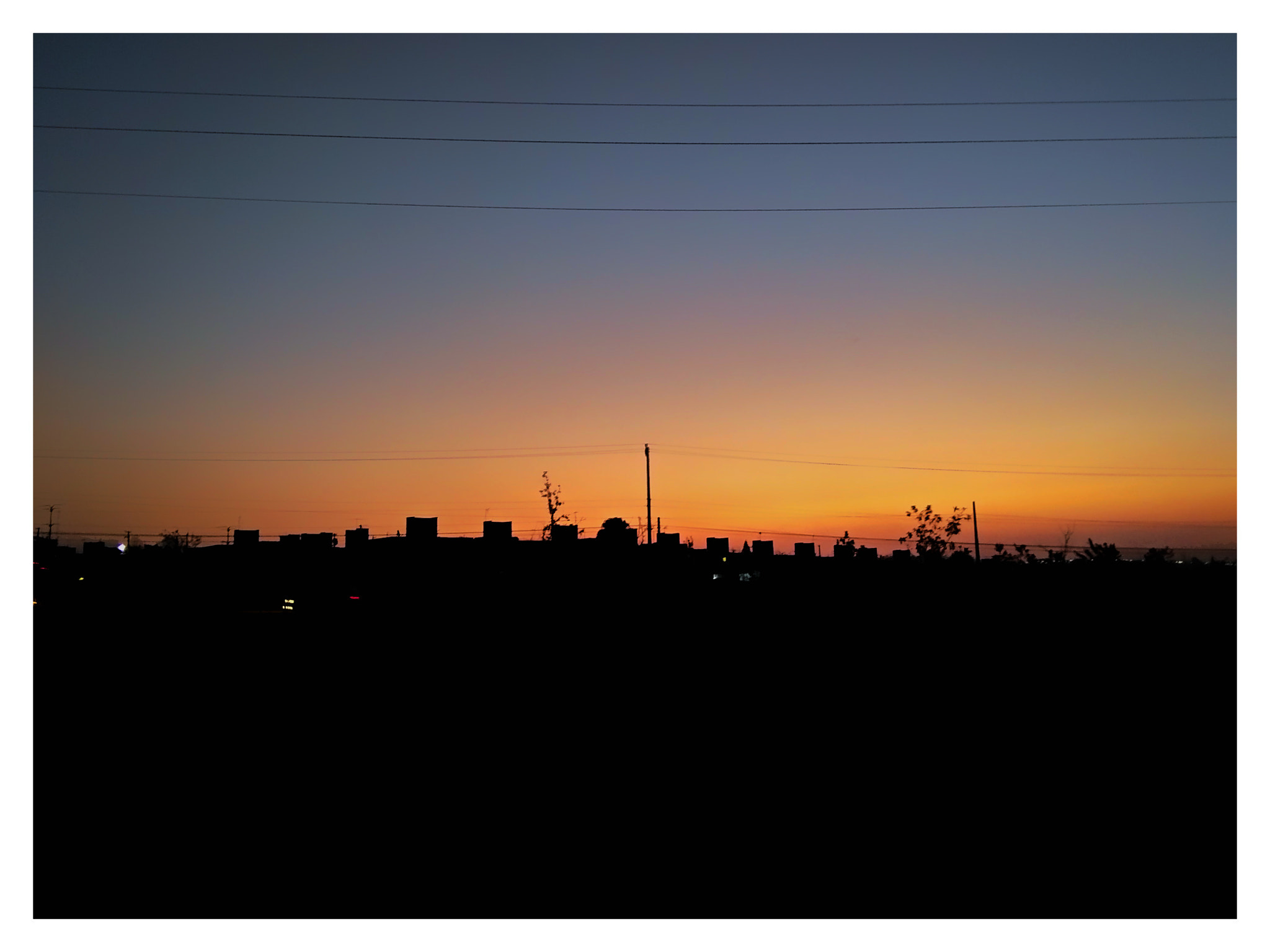 Xiaomi Redmi Note 5A sample photo. The town photography