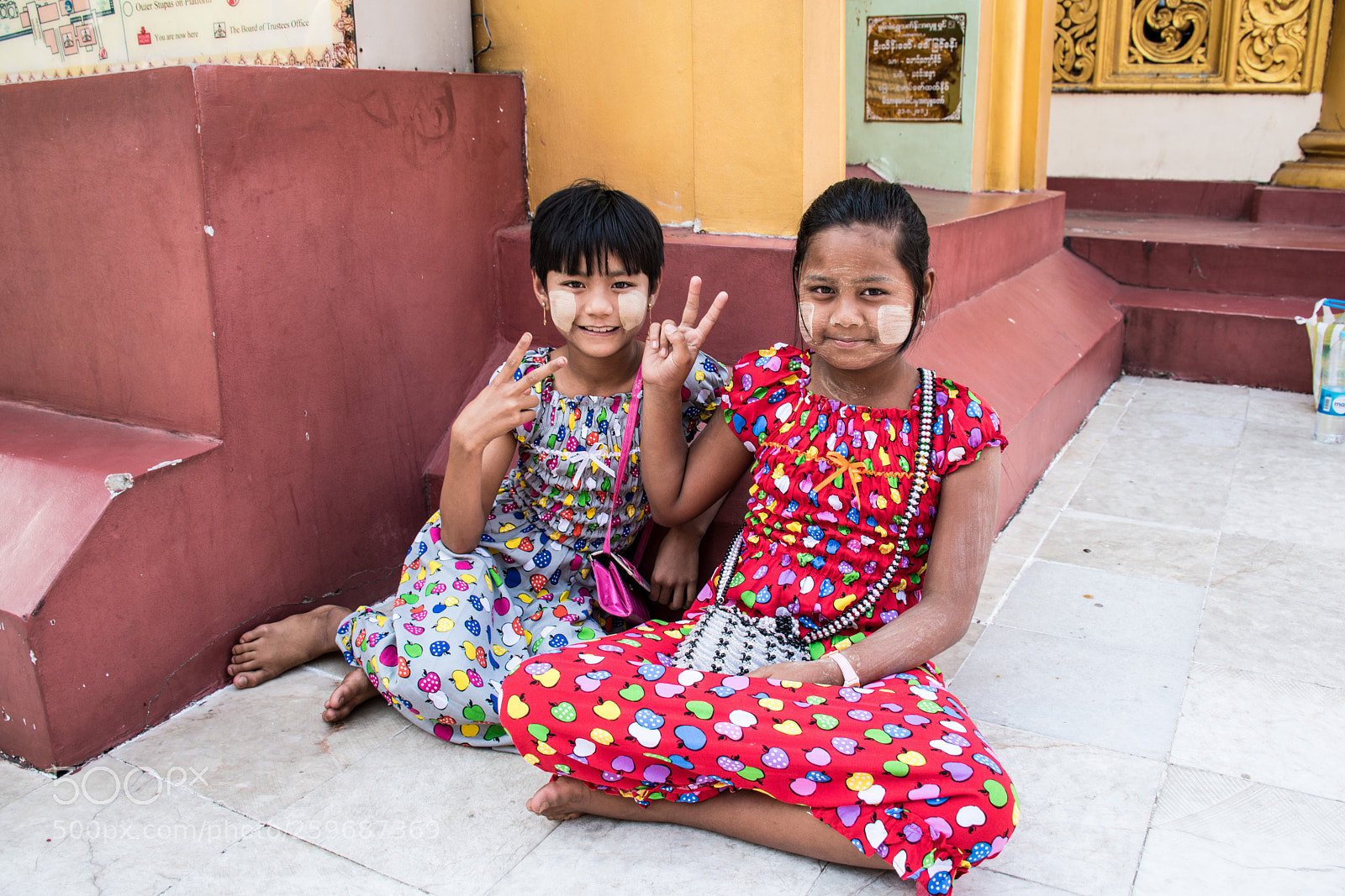 Nikon D5500 sample photo. Thanaka on face photography