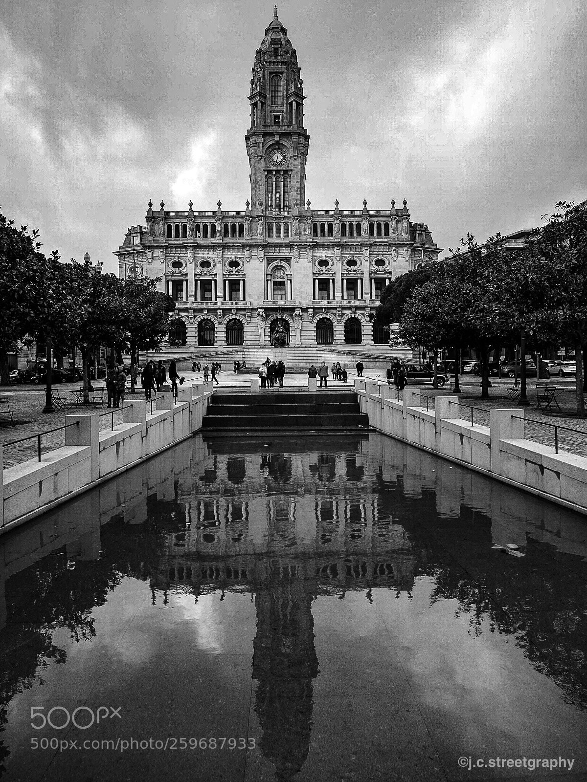 Olympus OM-D E-M5 II sample photo. Porto’s town hall. photography