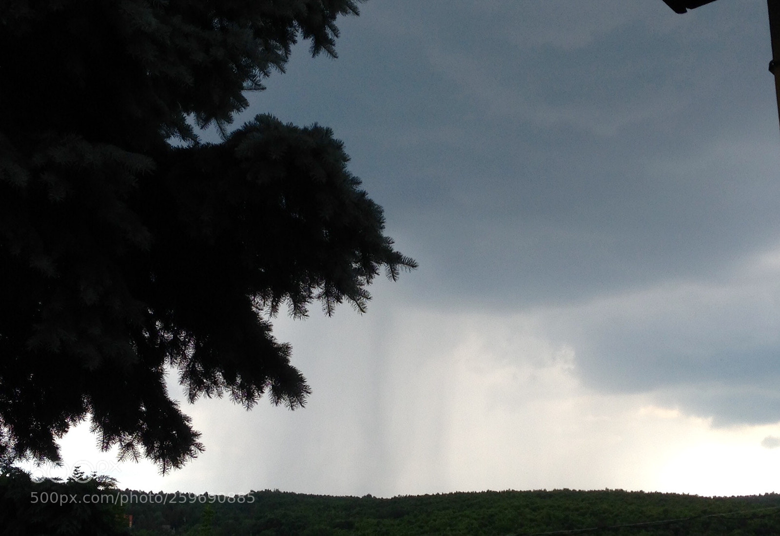 Apple iPhone 5 sample photo. Rain photography
