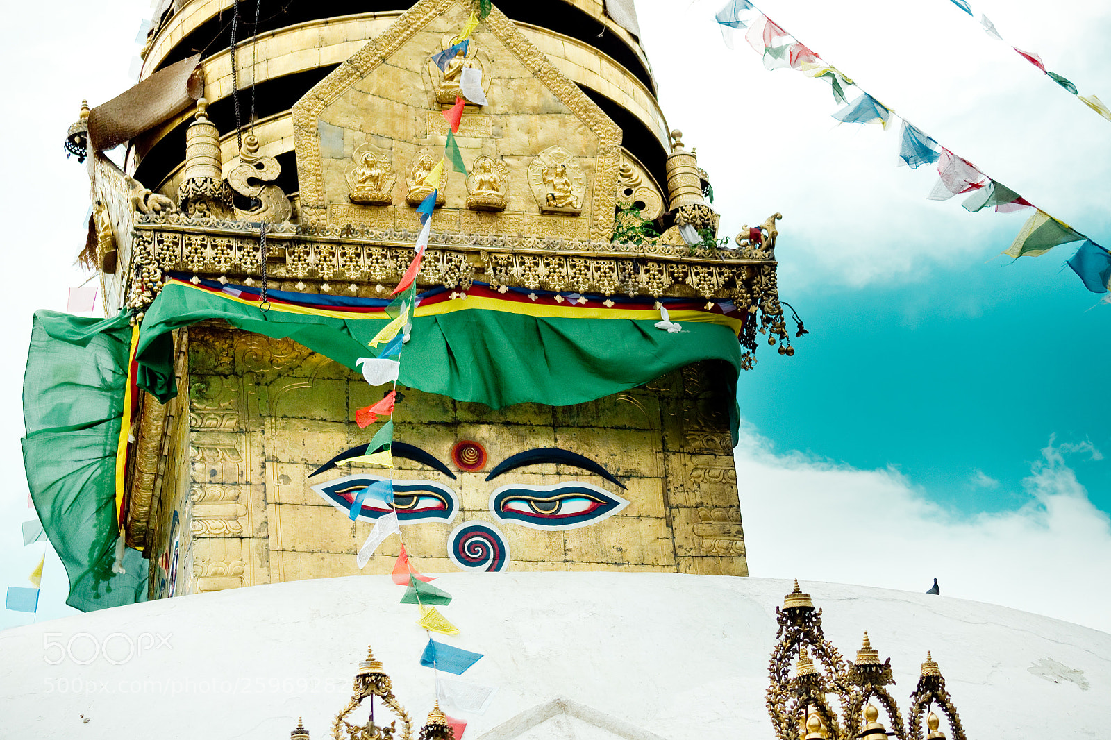 Panasonic Lumix DMC-GH4 sample photo. Swayambhunath stupa eye buddha photography