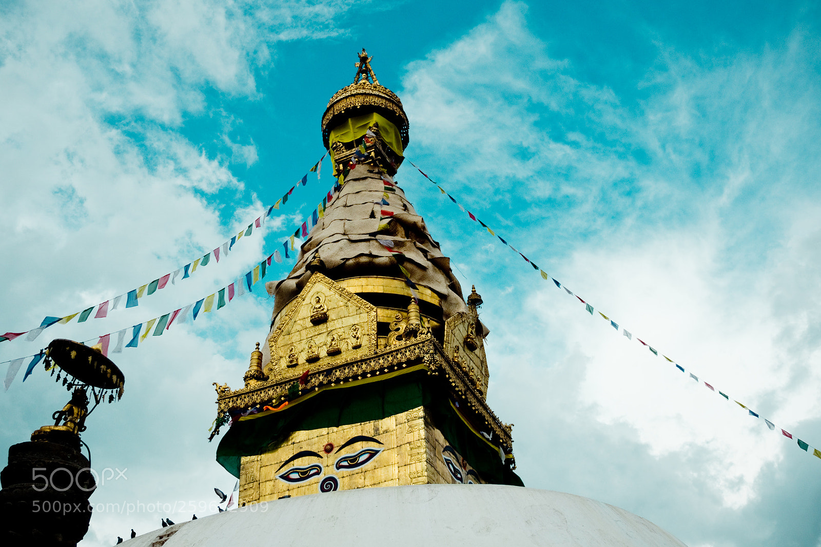 Panasonic Lumix DMC-GH4 sample photo. Swayambhunath stupa eye buddha photography