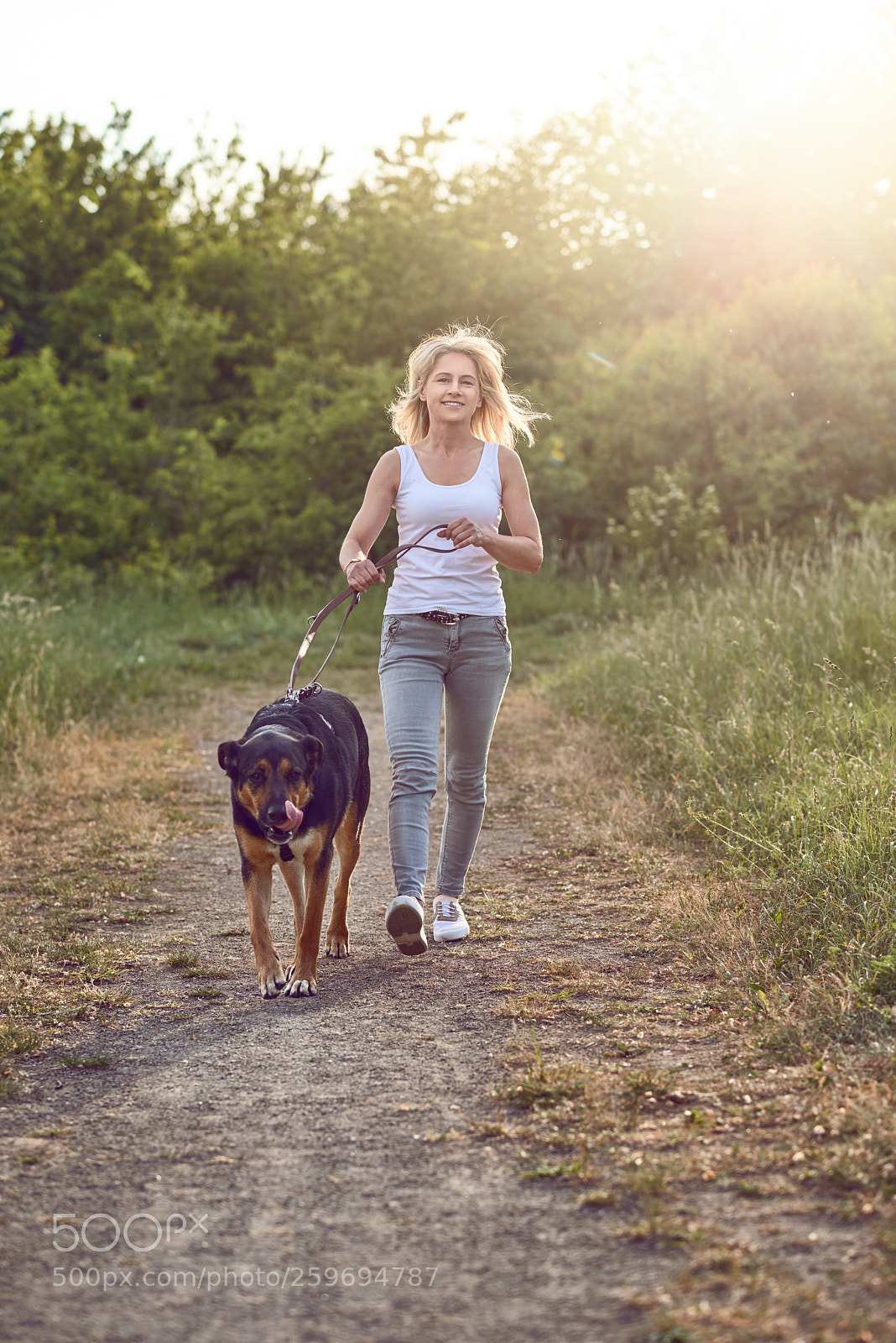 Nikon D800 sample photo. Happy middle-aged woman walking photography