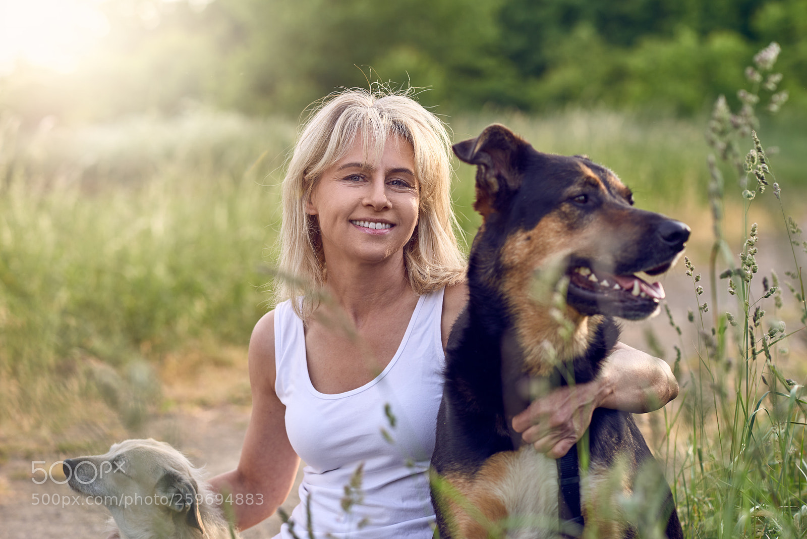 Nikon D800 sample photo. Pretty blond woman with photography