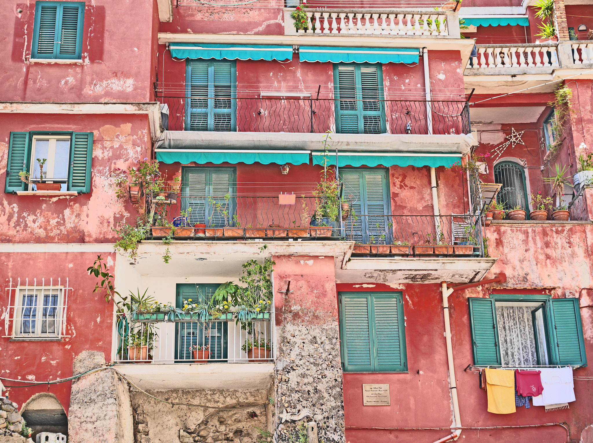 Panasonic Lumix DMC-GM1 sample photo. Faded but fabulous.  life in amalfi. photography