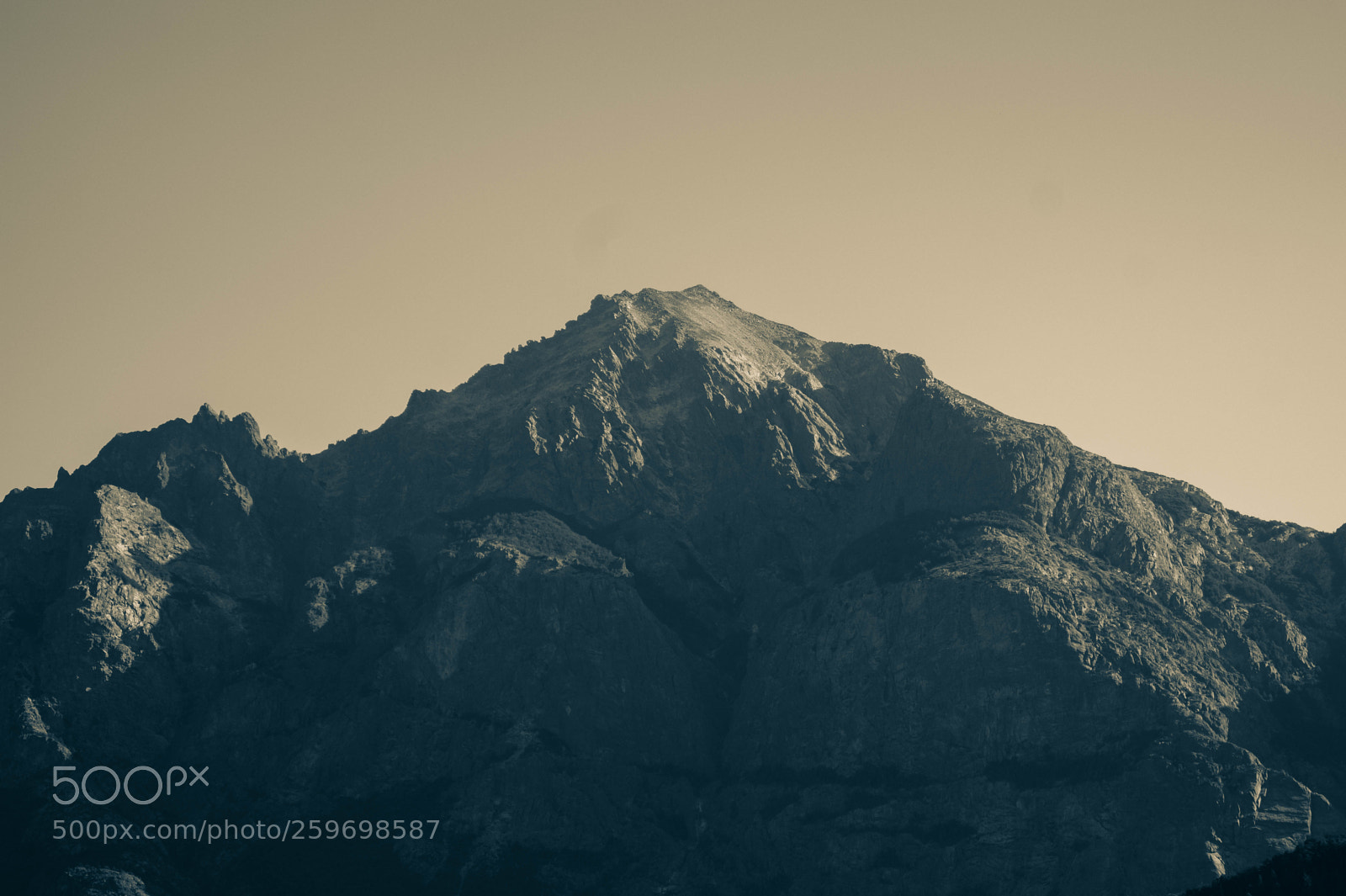 Sony SLT-A58 sample photo. Montaña photography