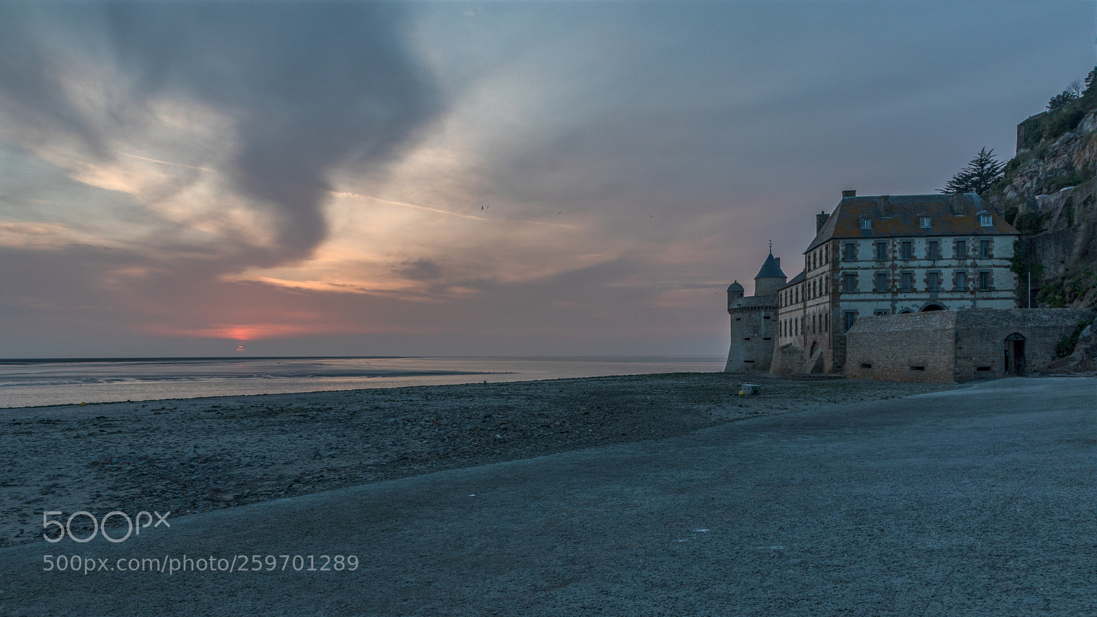 Canon EOS 5D Mark IV sample photo. Mont st michel at photography