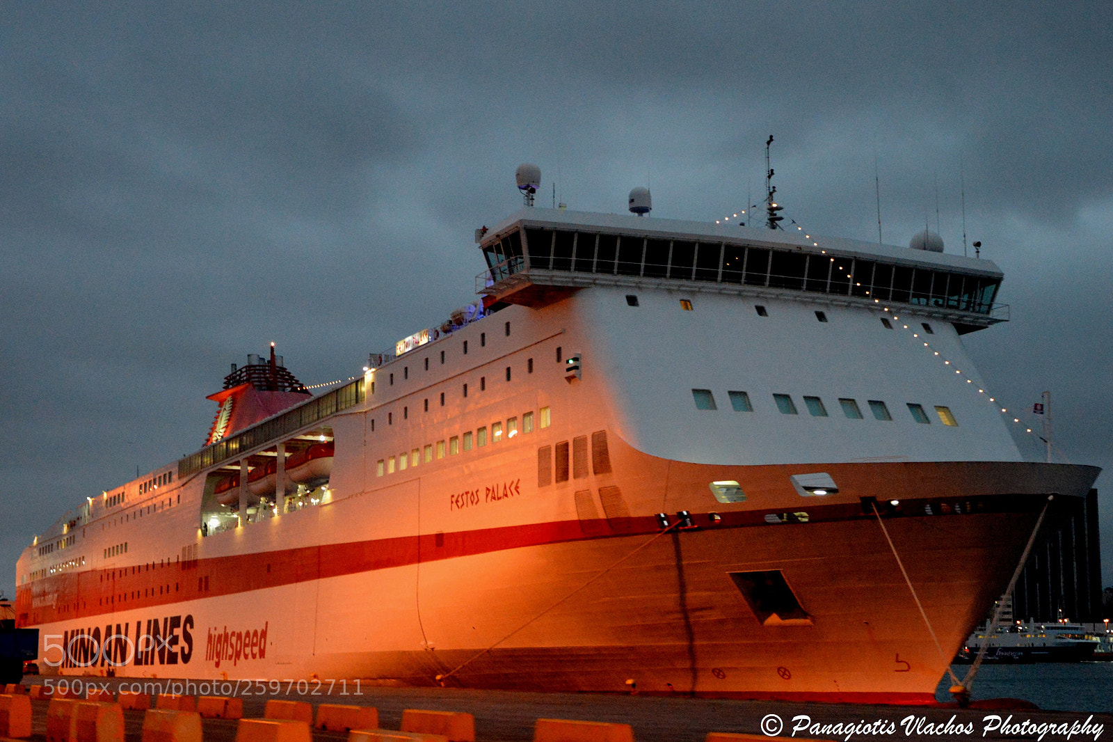 Nikon D3200 sample photo. Festos palace photography