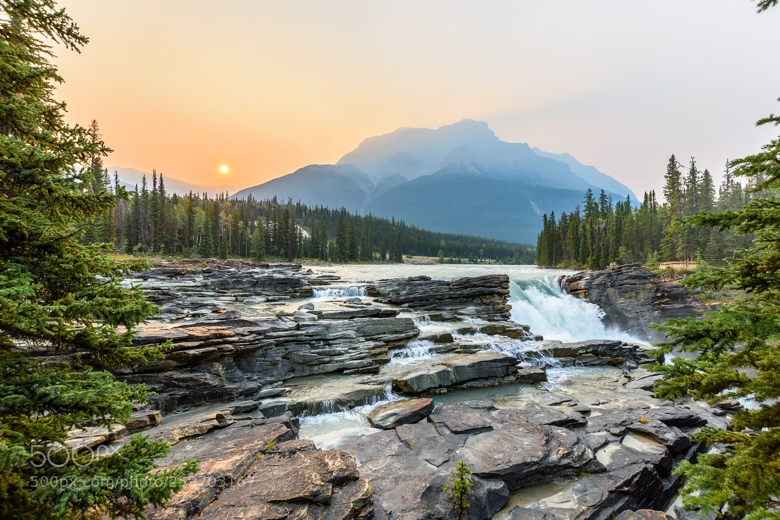 Nikon D7200 sample photo. Sunrise at athabasca falls photography