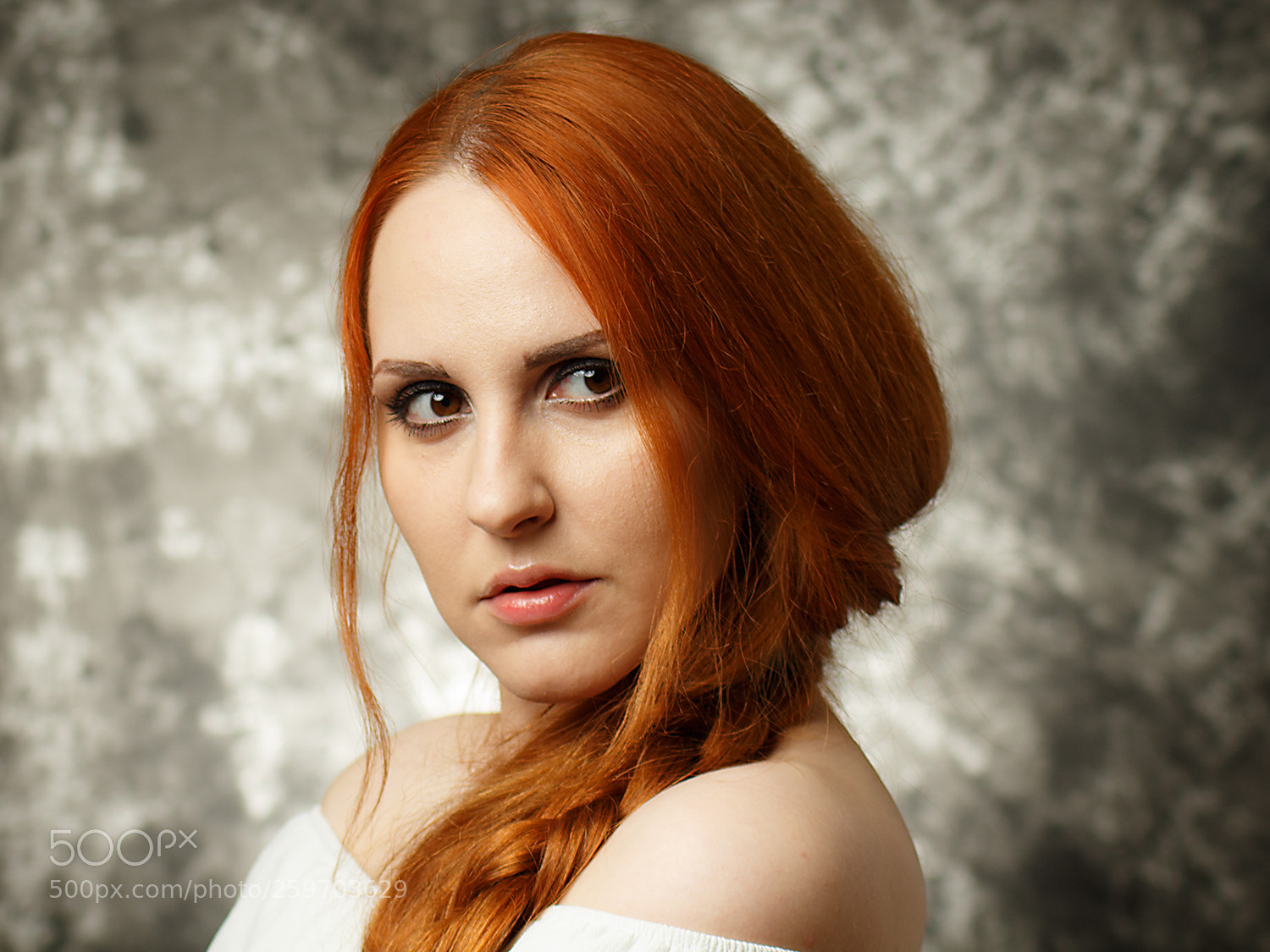 Canon EOS 100D (EOS Rebel SL1 / EOS Kiss X7) sample photo. Alice in home studio 1 photography