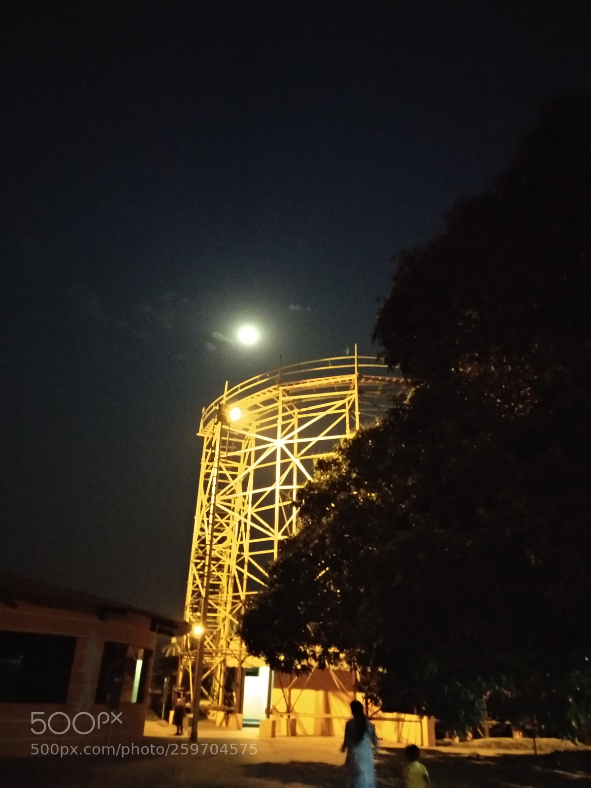 Xiaomi Mi A1 sample photo. Night photography
