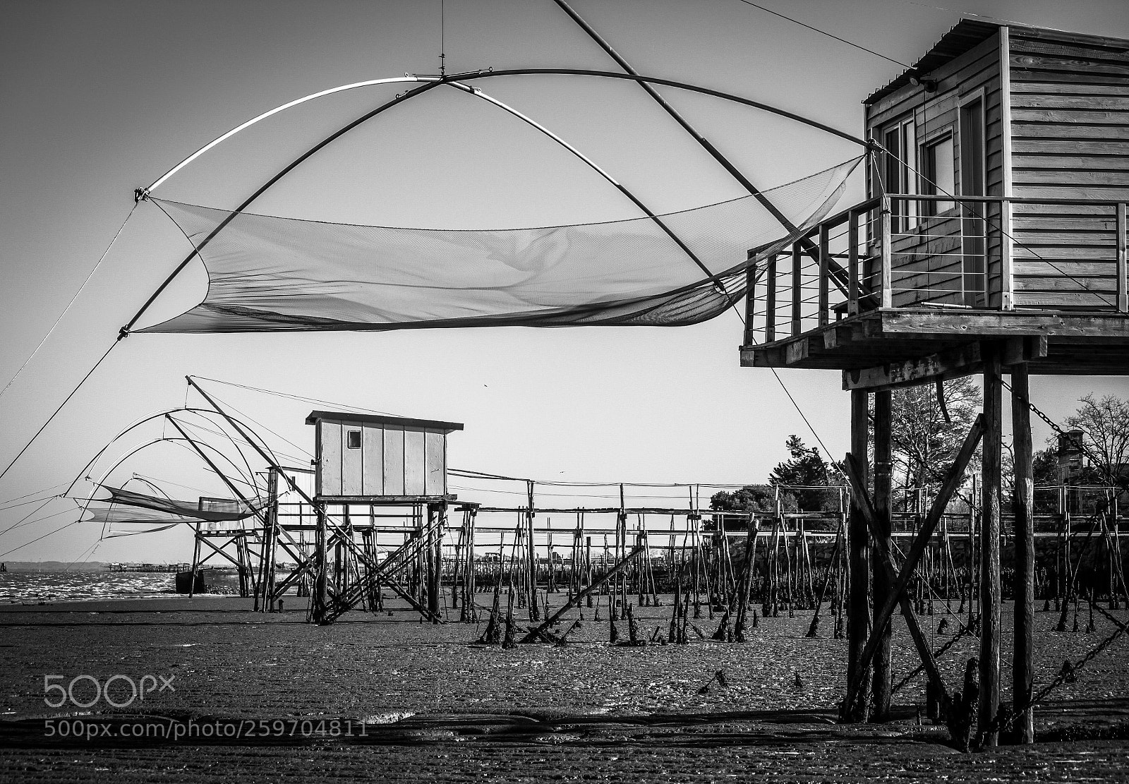 Canon EOS 500D (EOS Rebel T1i / EOS Kiss X3) sample photo. Fishing cabin photography