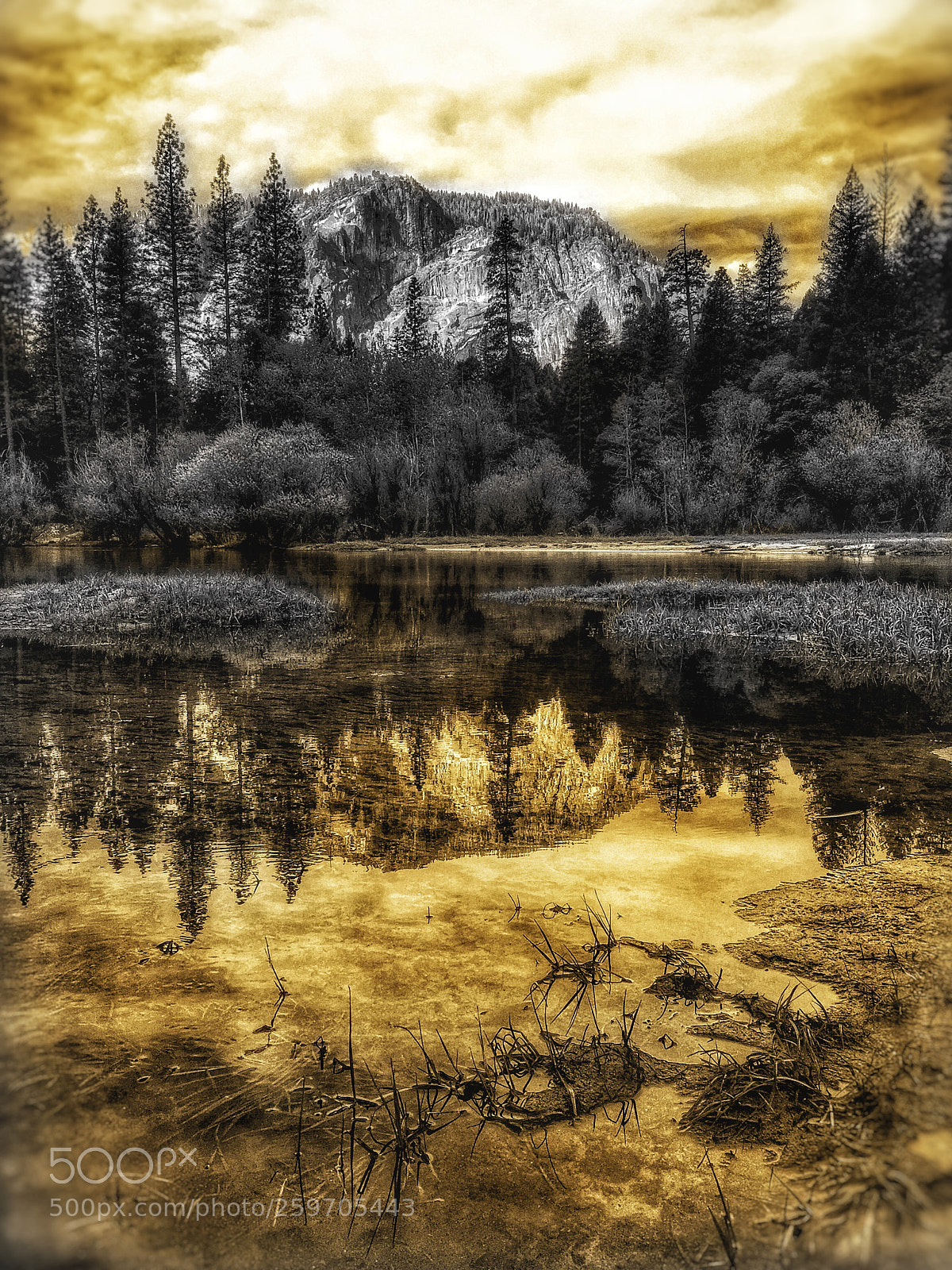 Apple iPhone 6s sample photo. Mirror lake photography