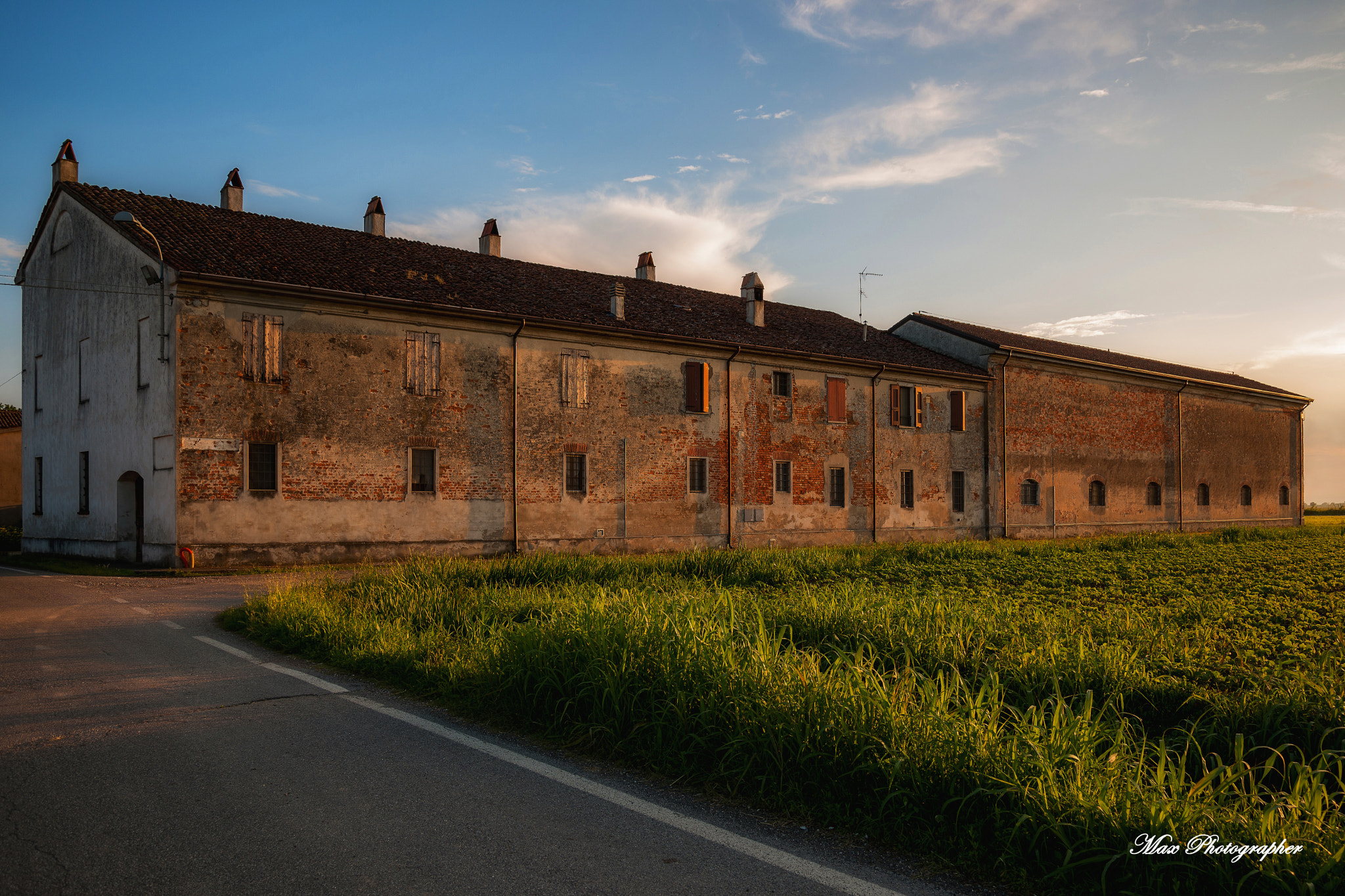 Nikon D3X sample photo. Old farmhouse photography