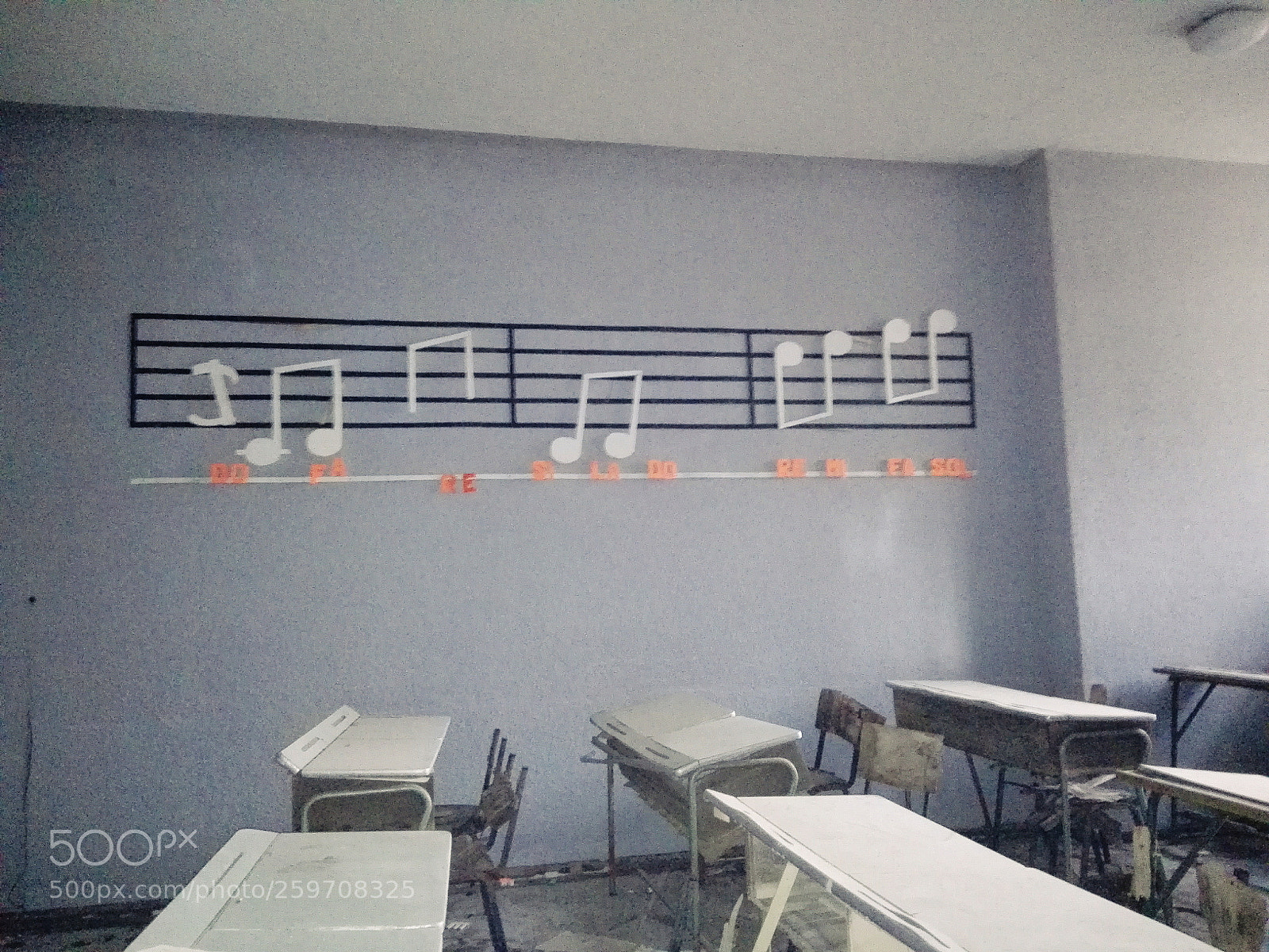 HUAWEI P8 Lite sample photo. Silent music photography