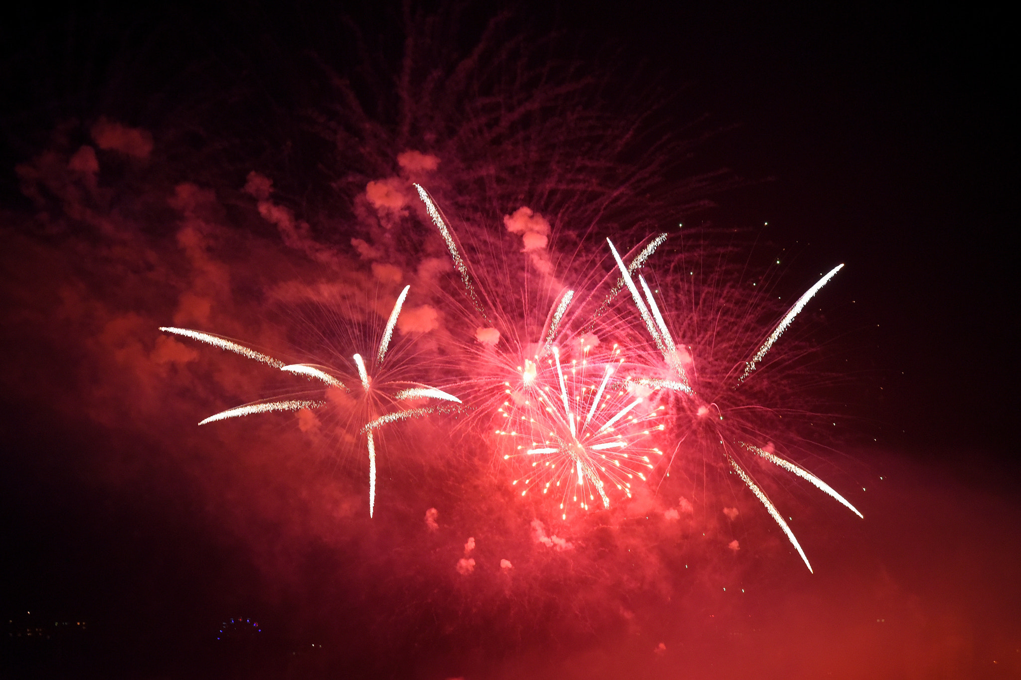 Sigma 150-500mm F5-6.3 DG OS HSM sample photo. Fireworks for victory day photography