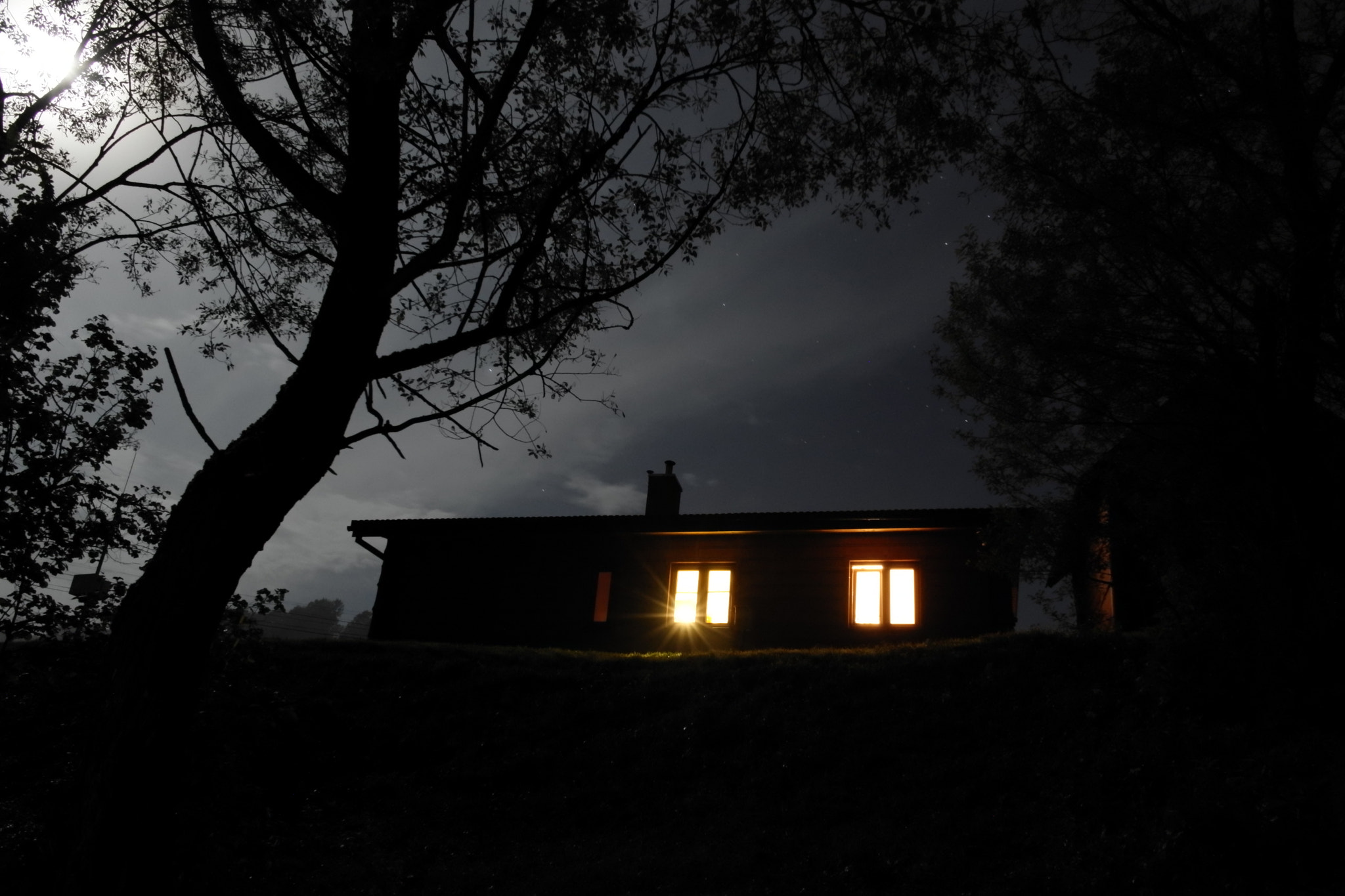 Leica TL2 sample photo. House and the night sky photography