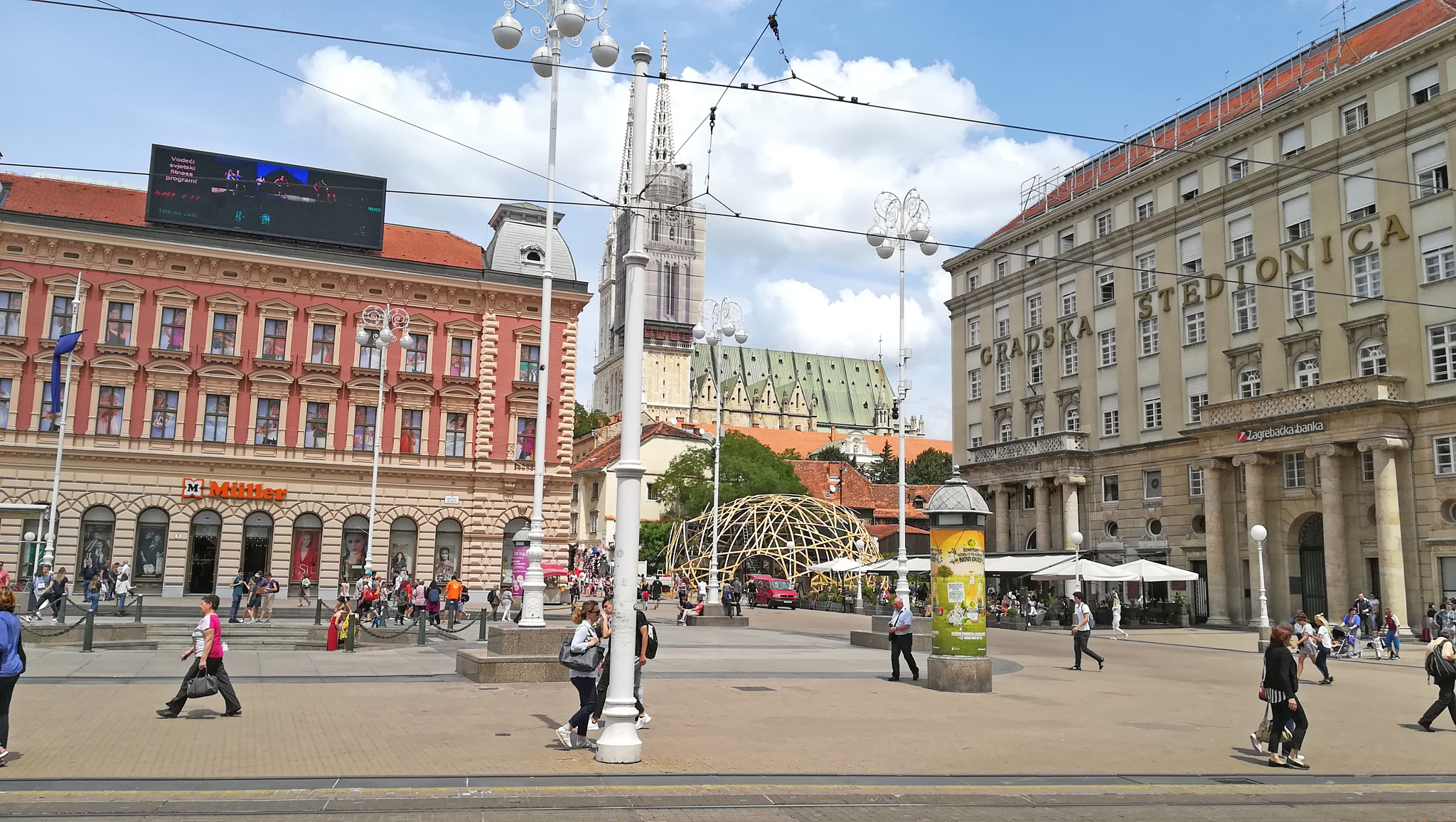HUAWEI PRA-LX1 sample photo. Zagreb city - ban jelacic square photography