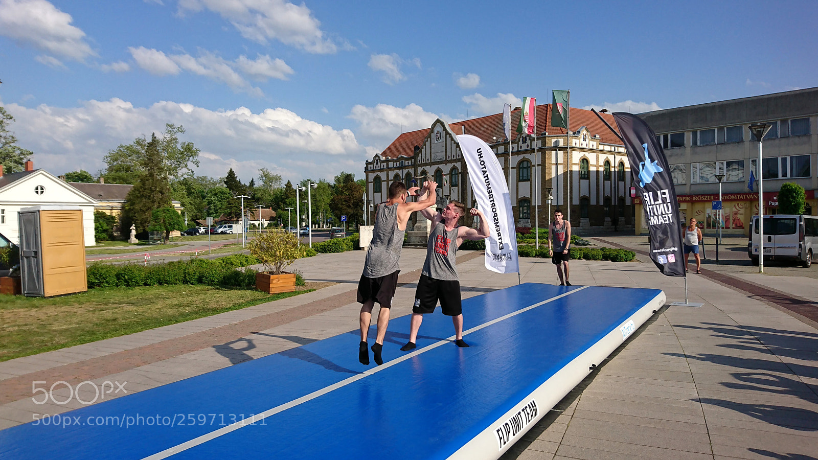 Sony Xperia XZ sample photo. Europe days k rmend photography