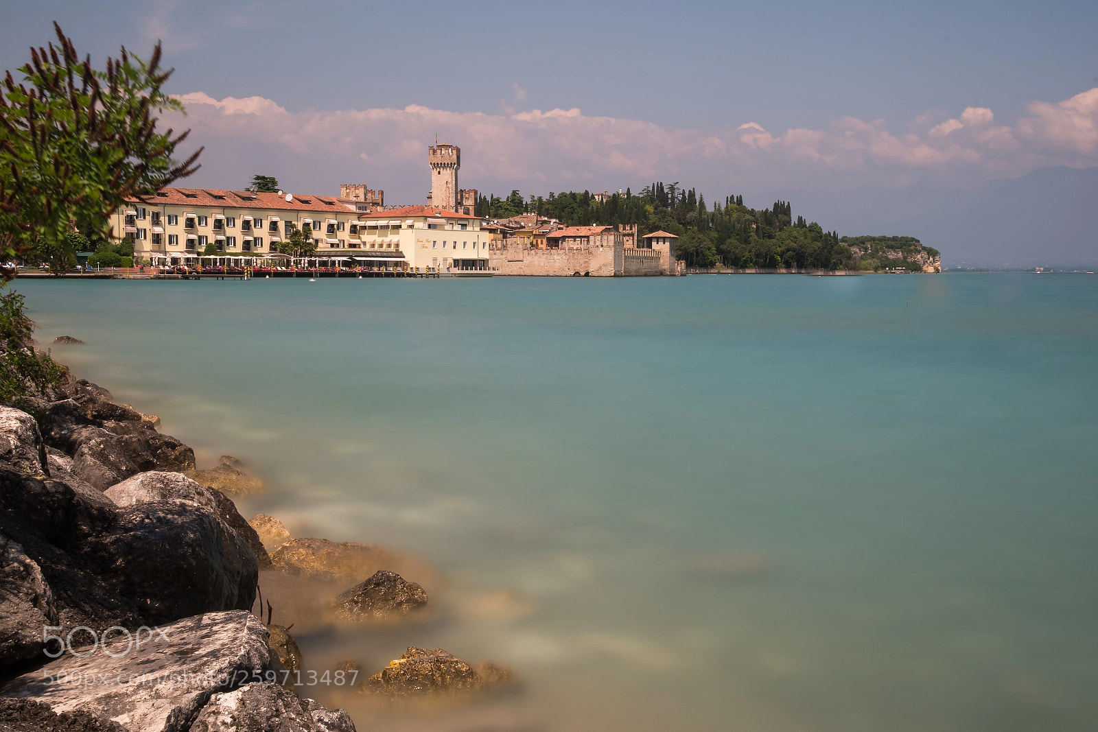 Nikon D500 sample photo. Sirmione gardameer photography