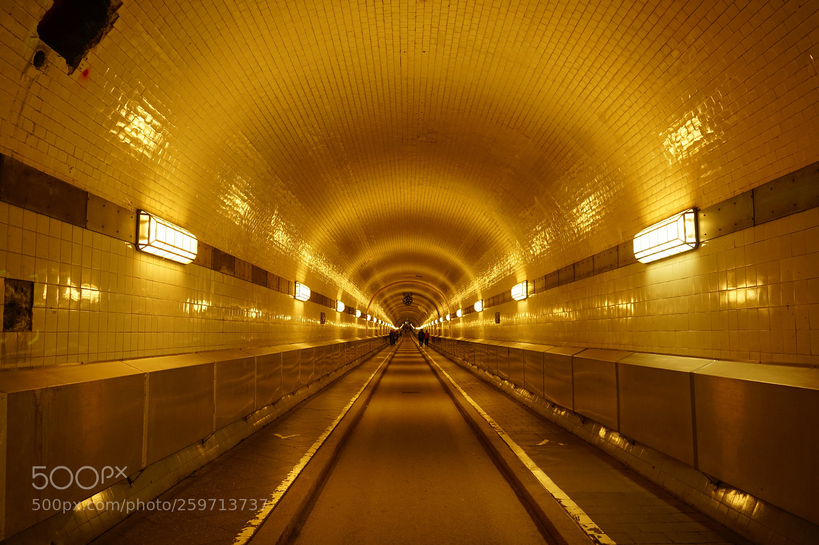 Sony a7 II sample photo. Alter elbtunnel in hamburg photography