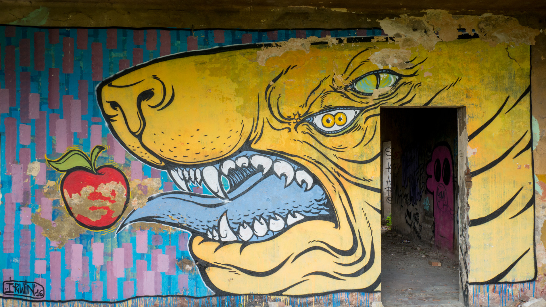 Panasonic Lumix DMC-G85 (Lumix DMC-G80) sample photo. Street art photography