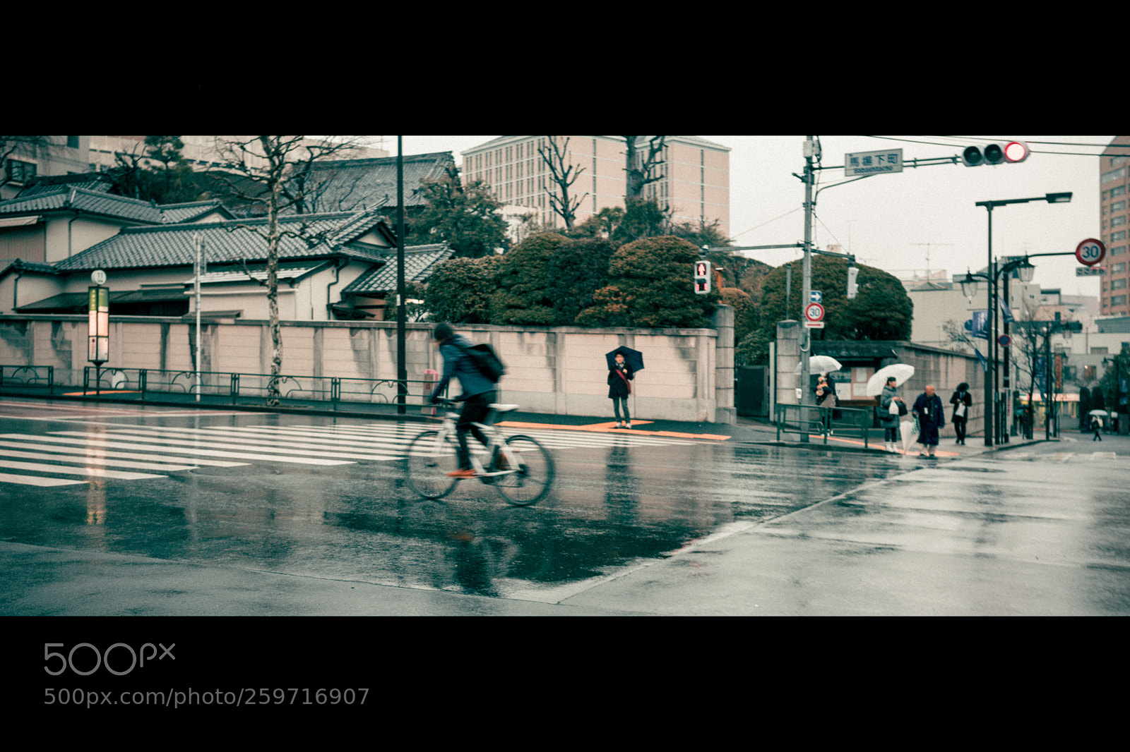 Sony a7 sample photo. Blurred yesterday photography