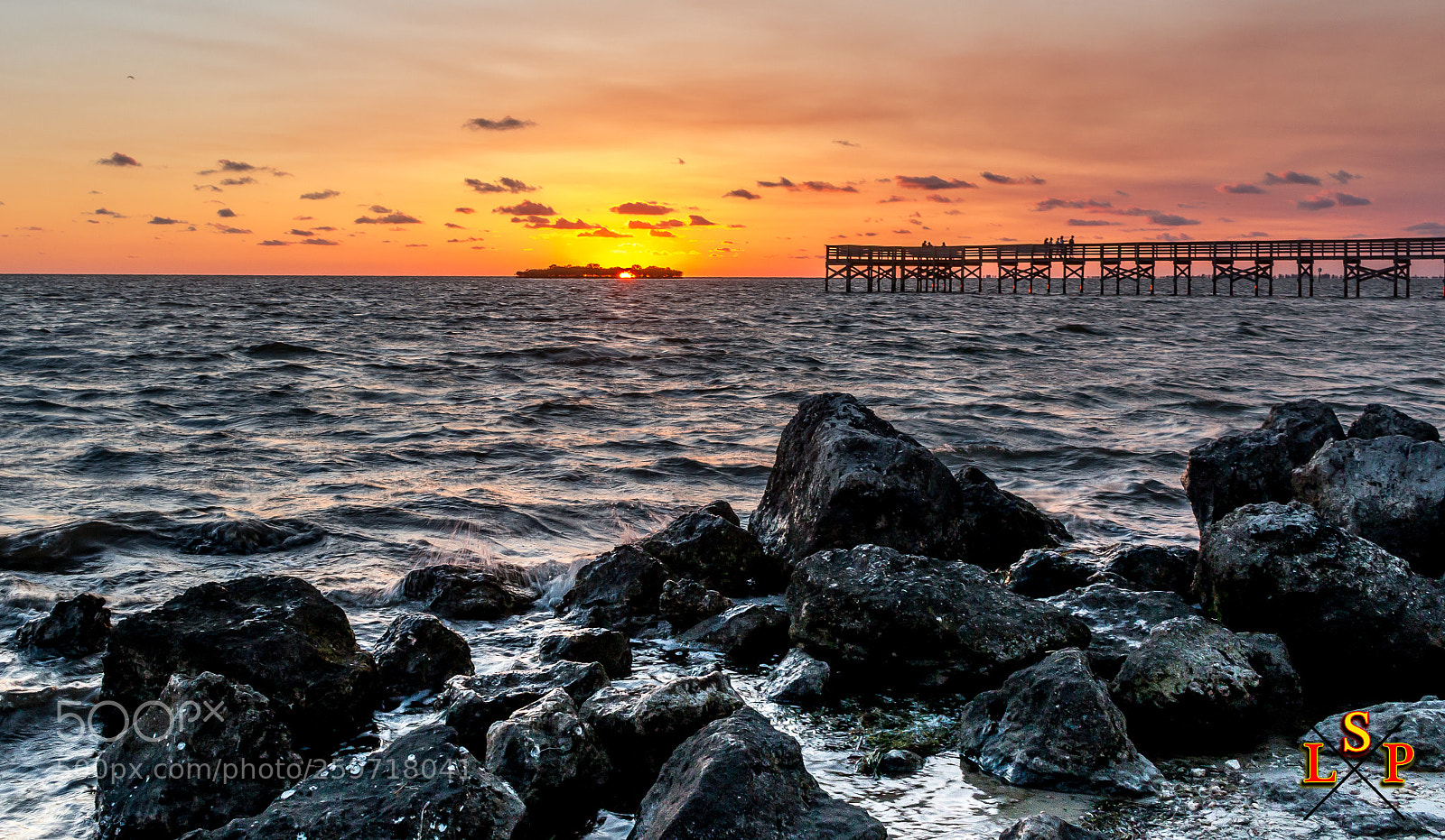 Canon EOS 70D sample photo. Sunsetting on the gulf photography